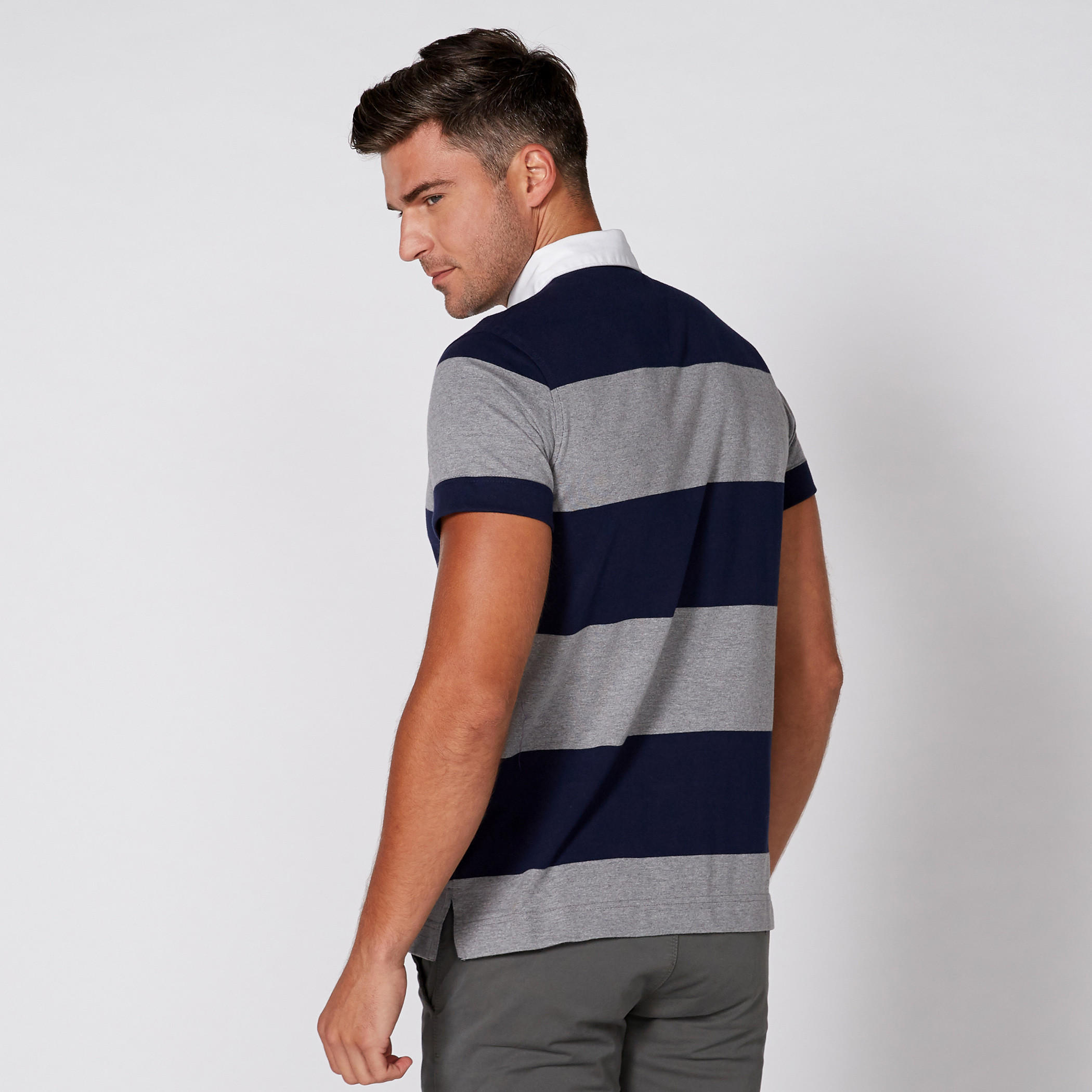 تيشيرت مقلّم بياقة بولو وأكمام قصيرة-men-clothing-tshirtsandpolos-tshirts-image-4