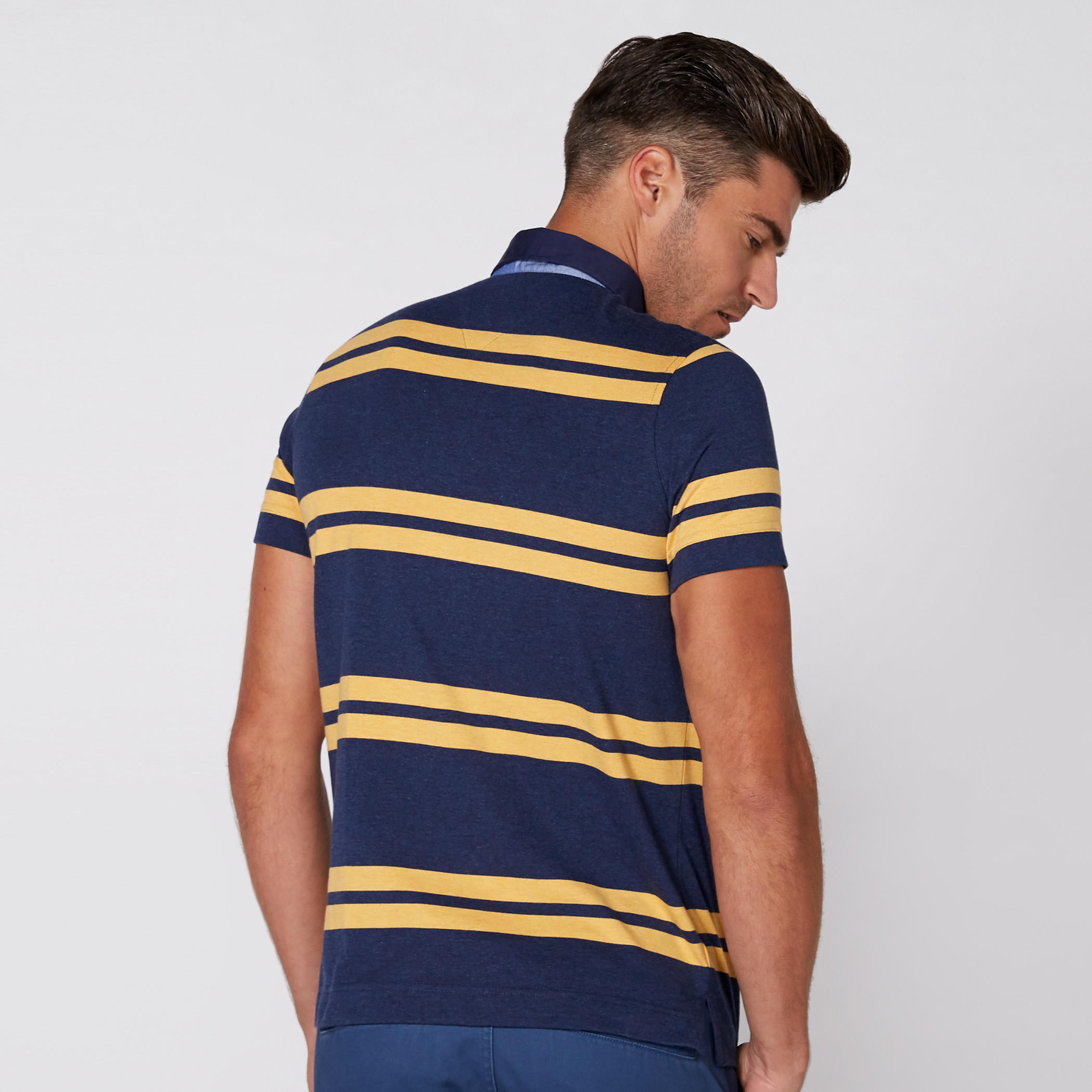 تيشيرت مقلّم بياقة بولو وأكمام قصيرة-men-clothing-tshirtsandpolos-tshirts-image-4