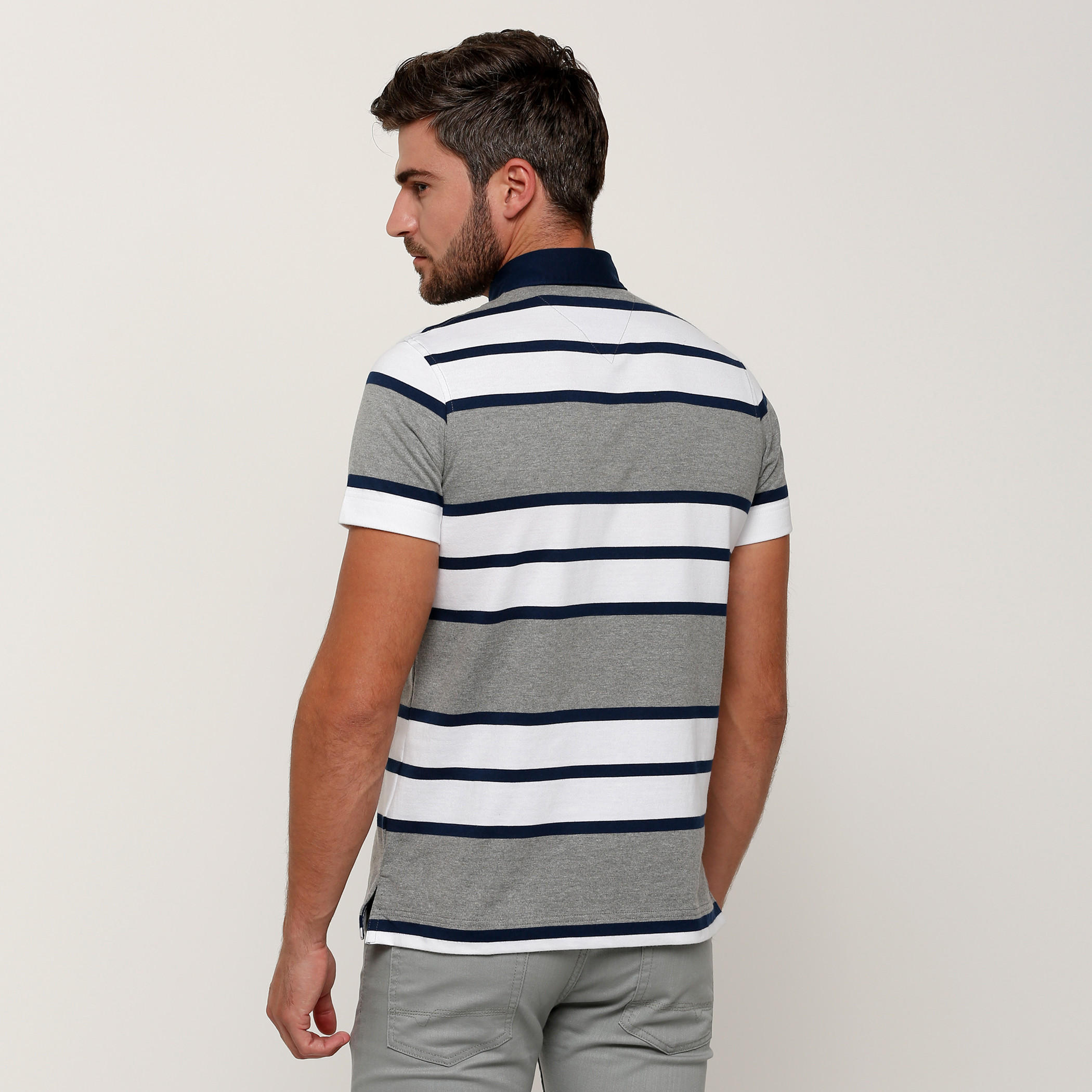 تيشيرت مقلّم بياقة بولو وأكمام قصيرة-men-clothing-tshirtsandpolos-tshirts-image-4