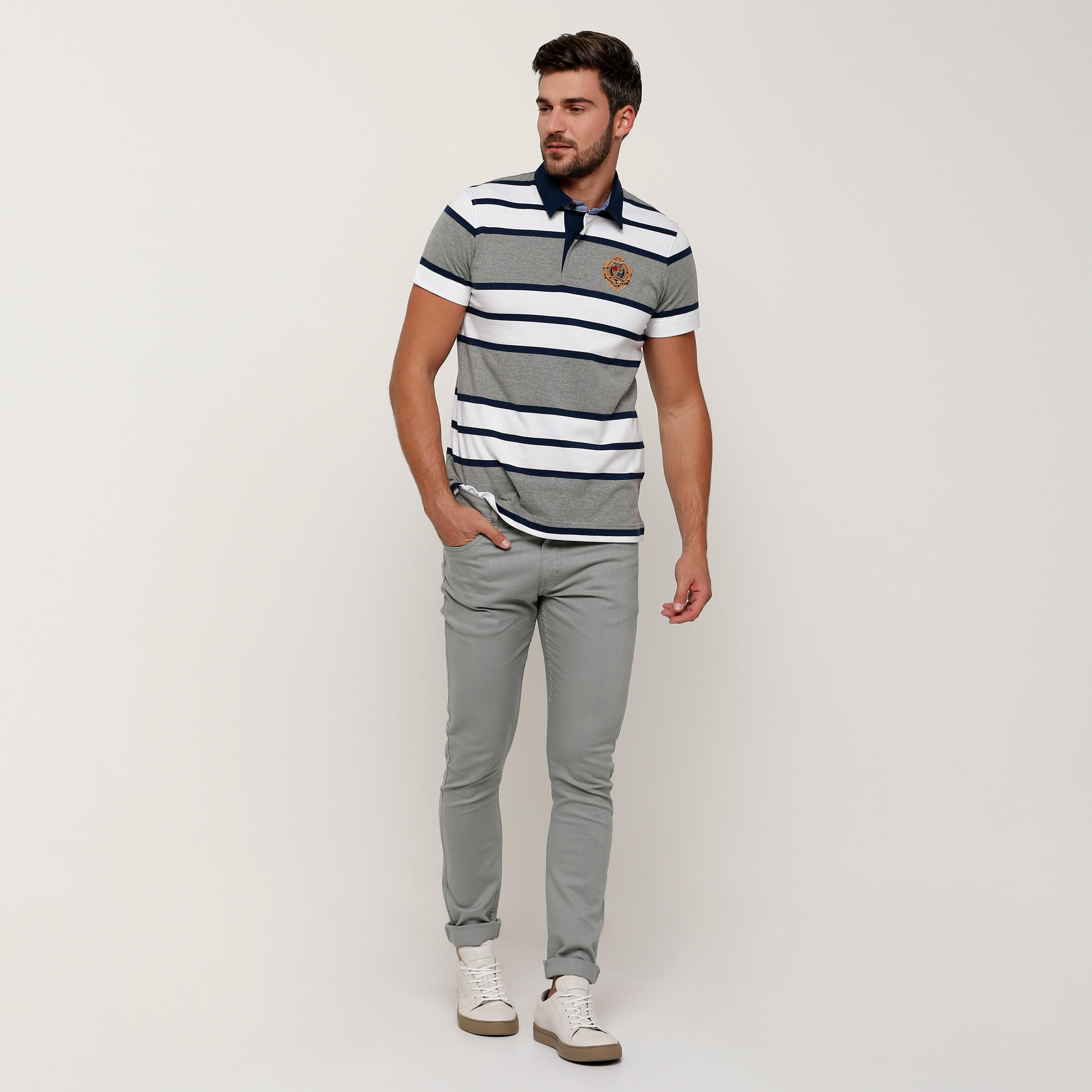 تيشيرت مقلّم بياقة بولو وأكمام قصيرة-men-clothing-tshirtsandpolos-tshirts-image-1