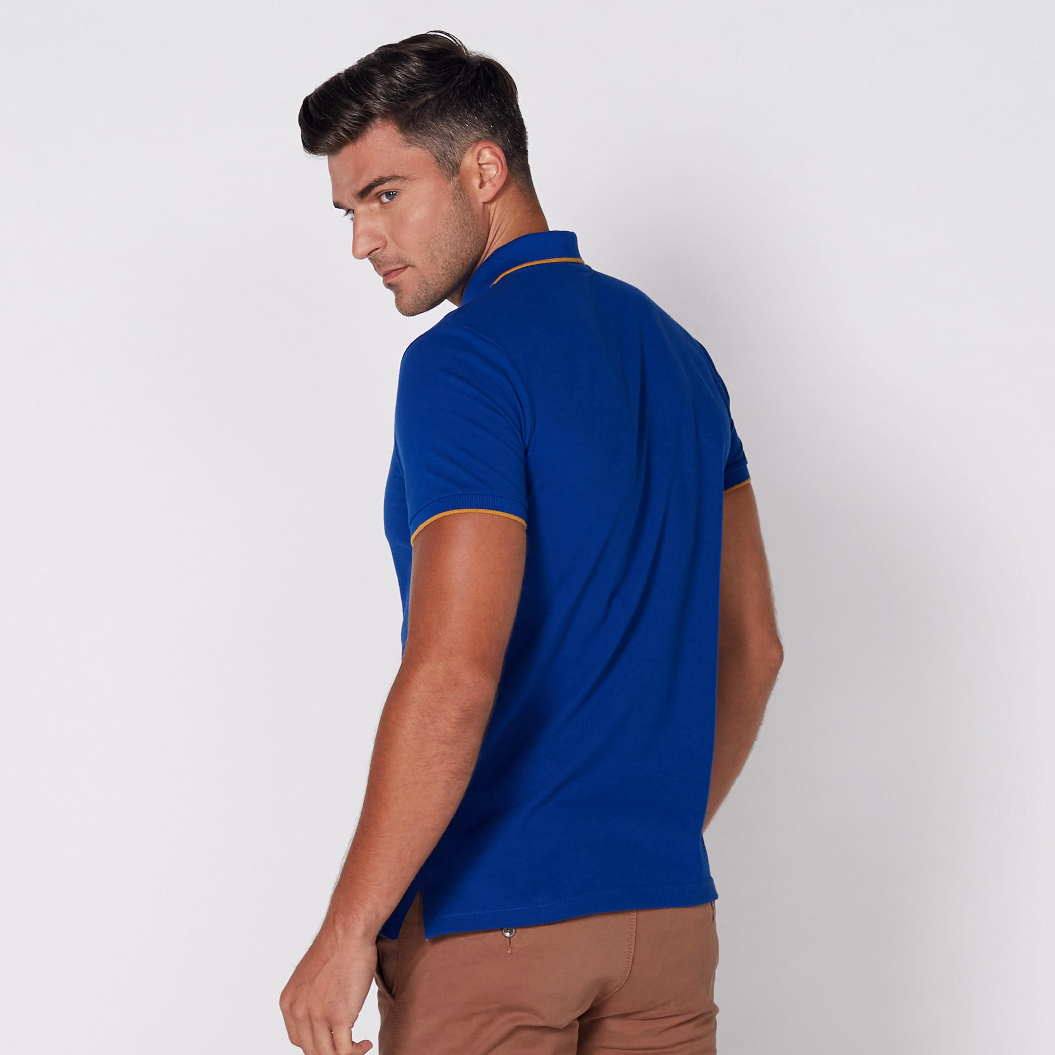 تيشيرت مطرّز بياقة بولو وأكمام قصيرة-men-clothing-tshirtsandpolos-tshirts-image-4