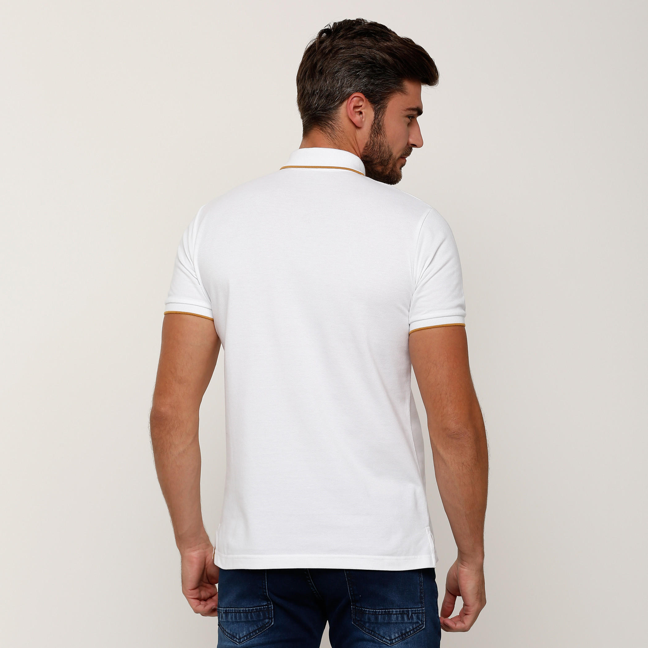 تيشيرت مطرّز بياقة بولو وأكمام قصيرة-men-clothing-tshirtsandpolos-tshirts-image-2