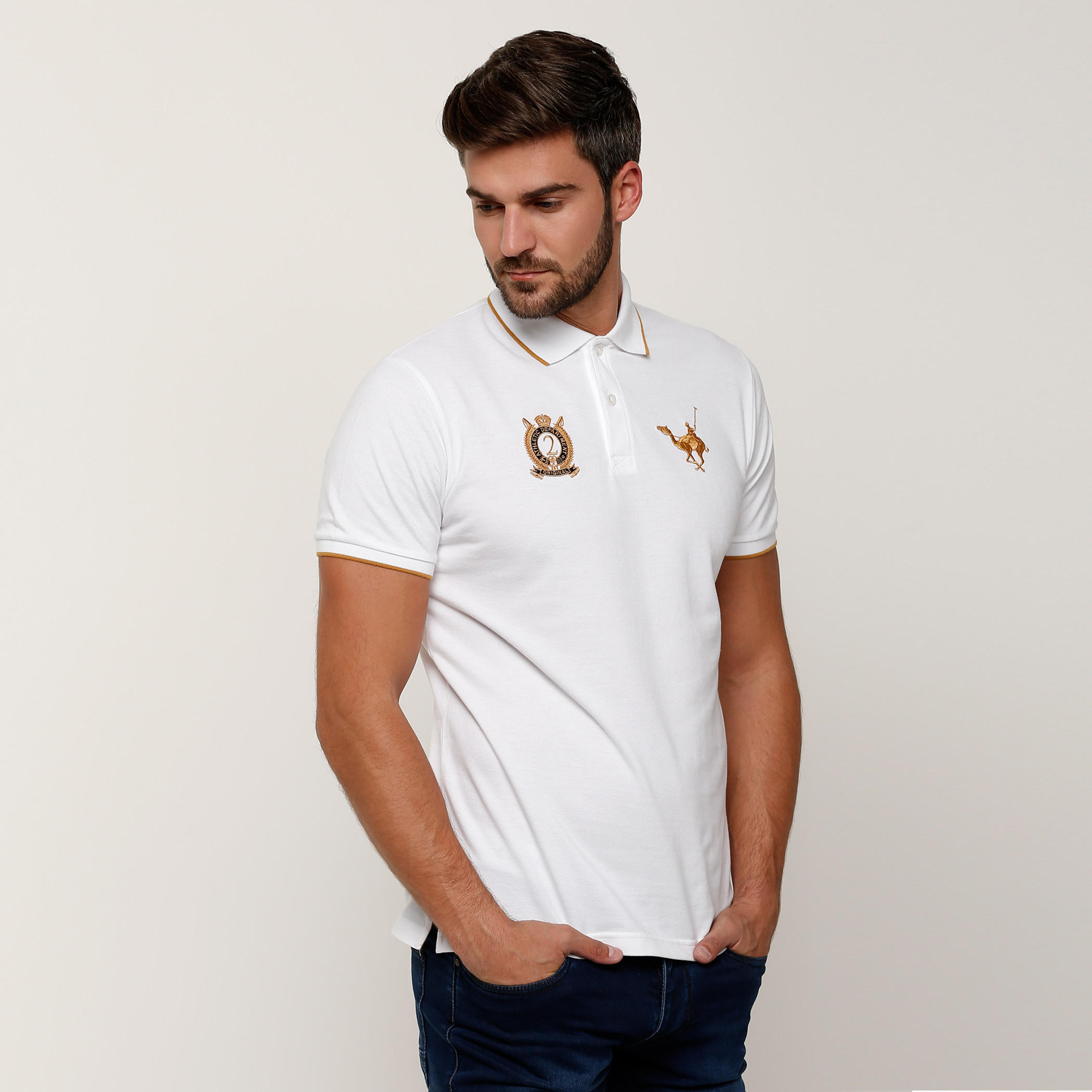 تيشيرت مطرّز بياقة بولو وأكمام قصيرة-men-clothing-tshirtsandpolos-tshirts-image-3