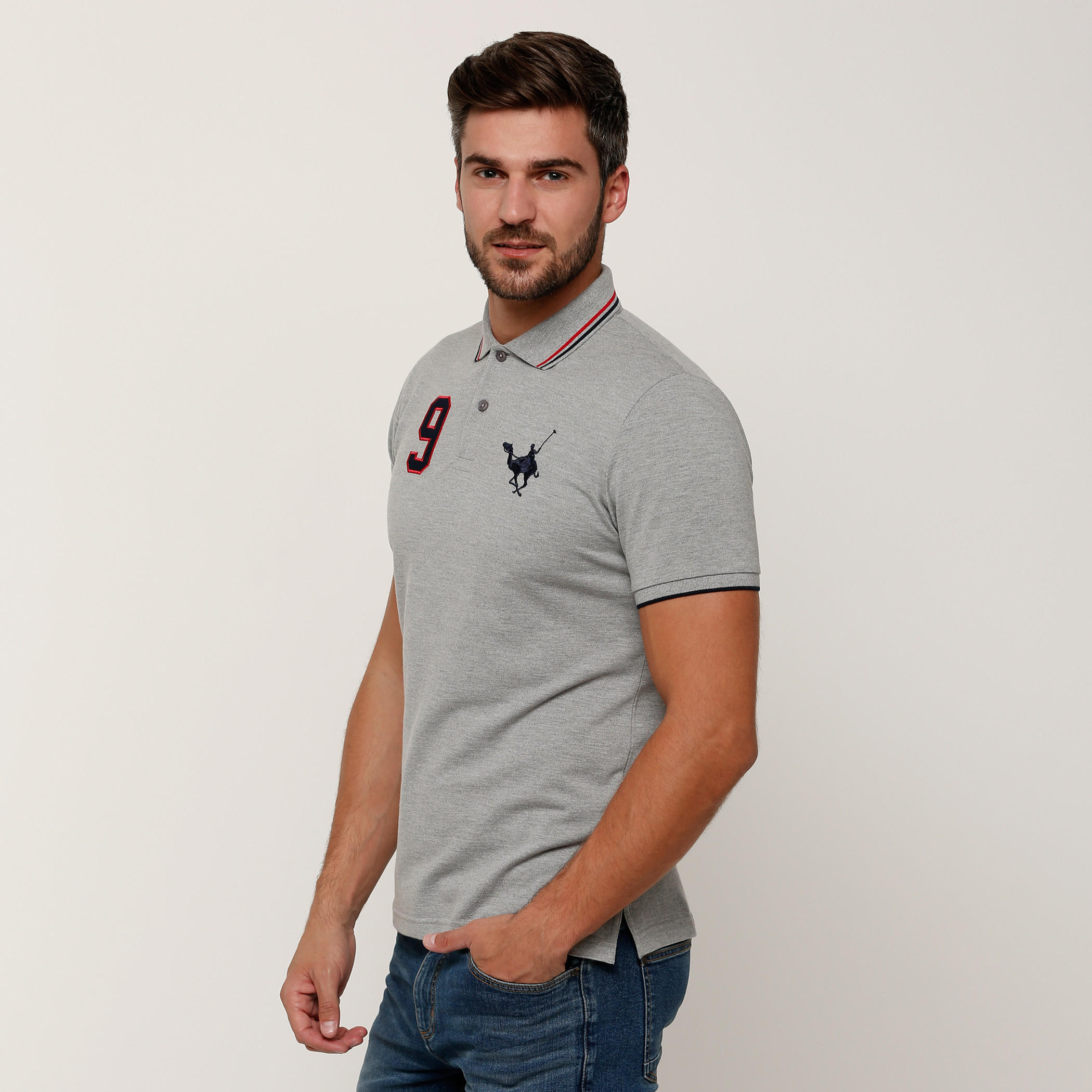 تيشيرت مطرّز بياقة بولو وأكمام قصيرة-men-clothing-tshirtsandpolos-tshirts-image-3