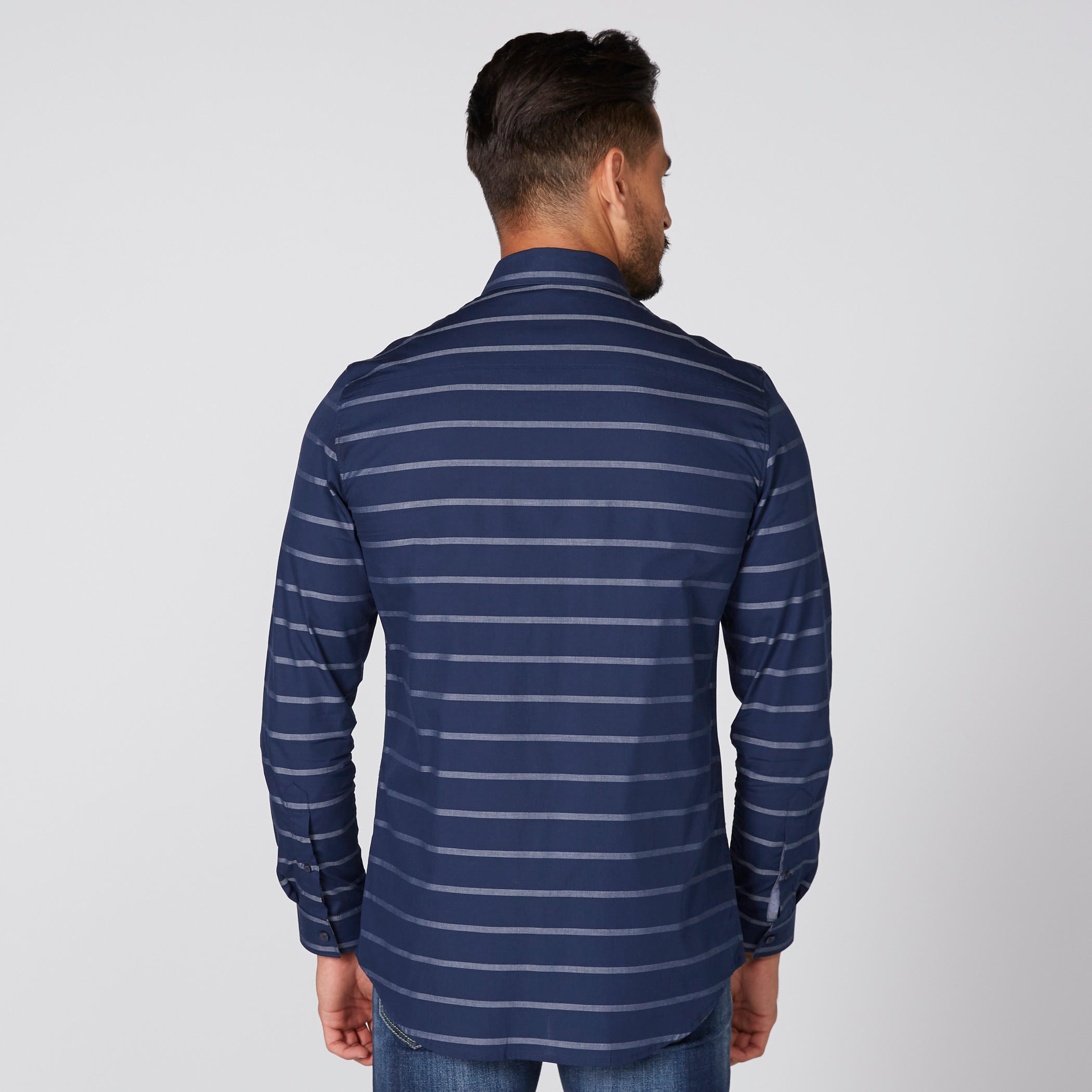 قميص مقلّم بأكمام طويلة وأزرار-men-clothing-shirts-image-4