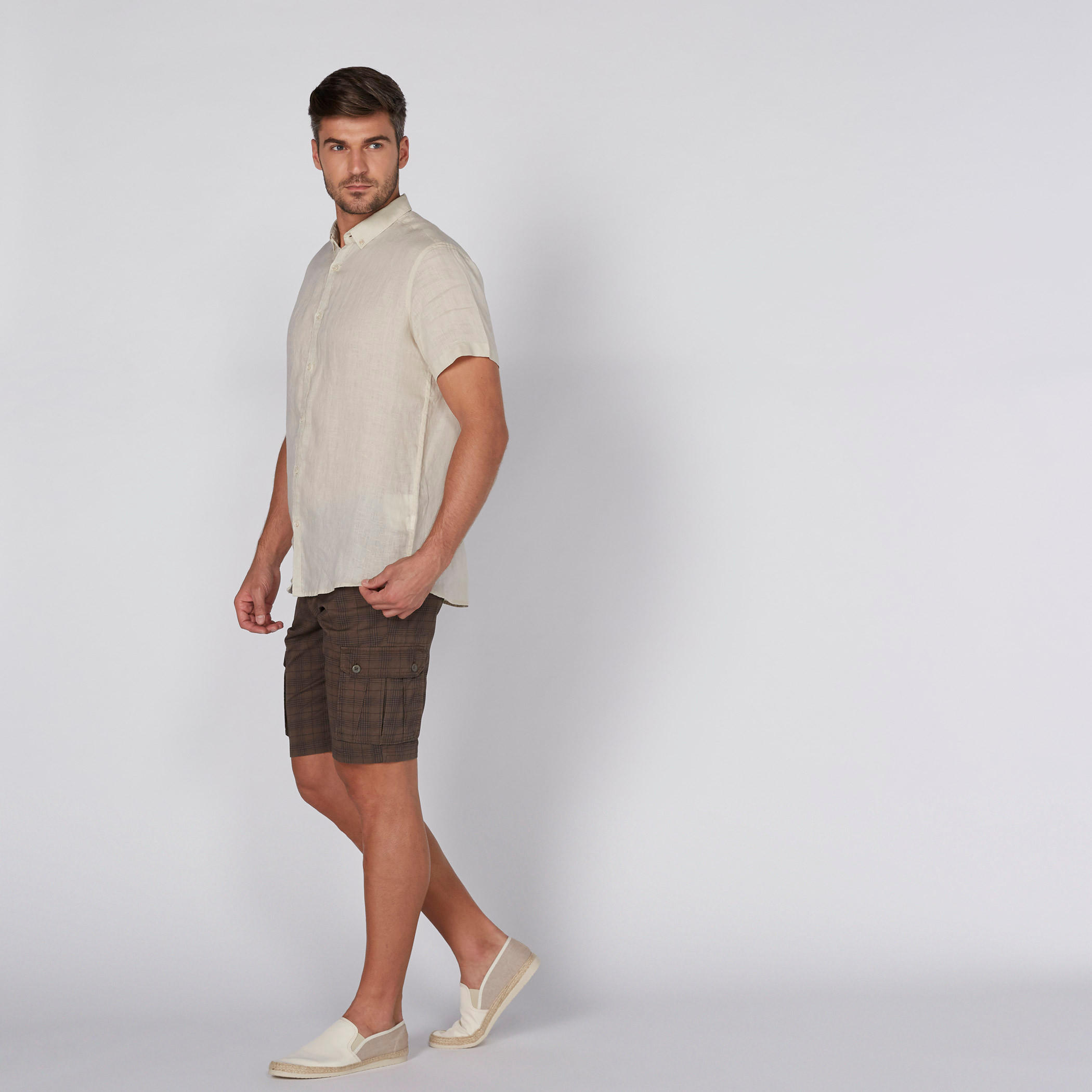 Short Sleeves Shirt with Complete Placket-men-clothing-shirts-image-1