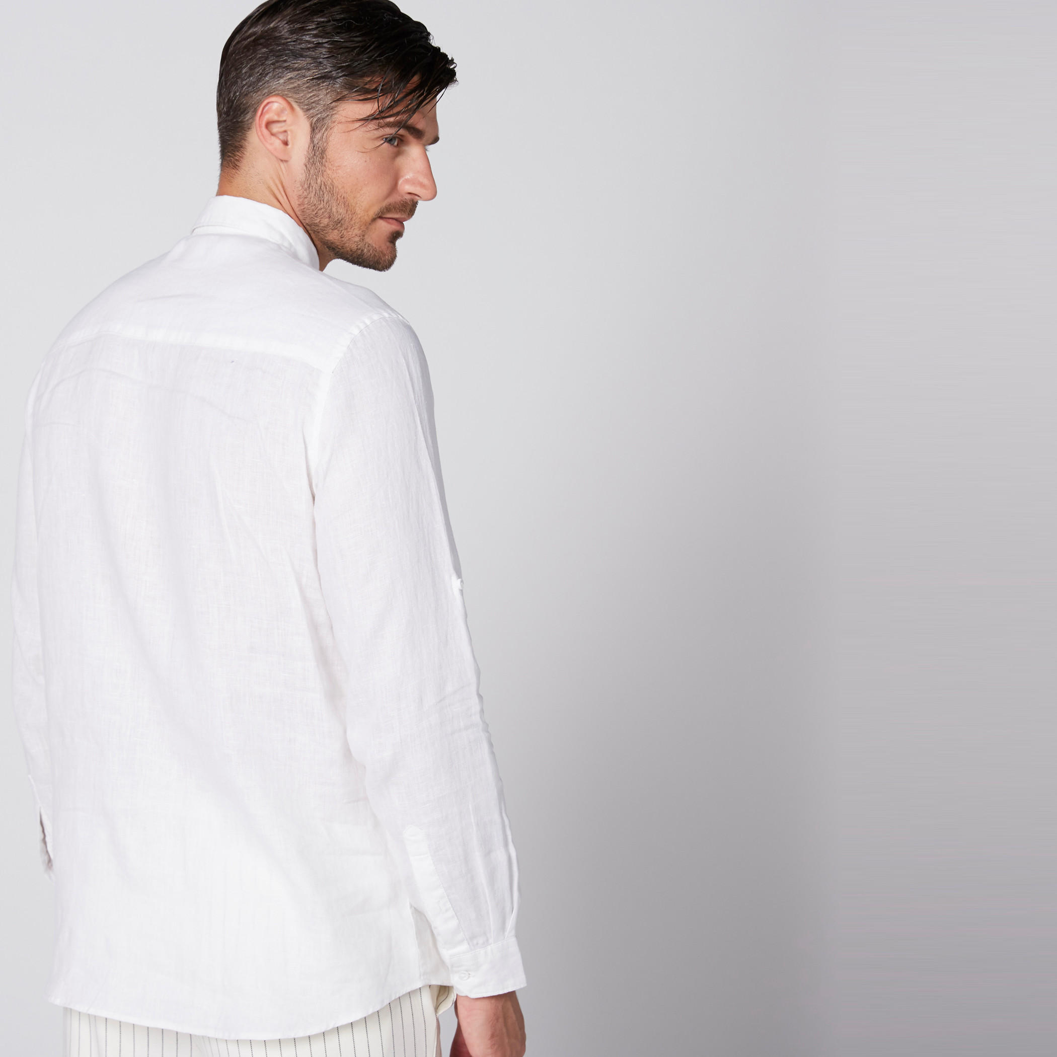 قميص بأكمام طويلة ووصلة أزرار كاملة-men-clothing-shirts-image-3