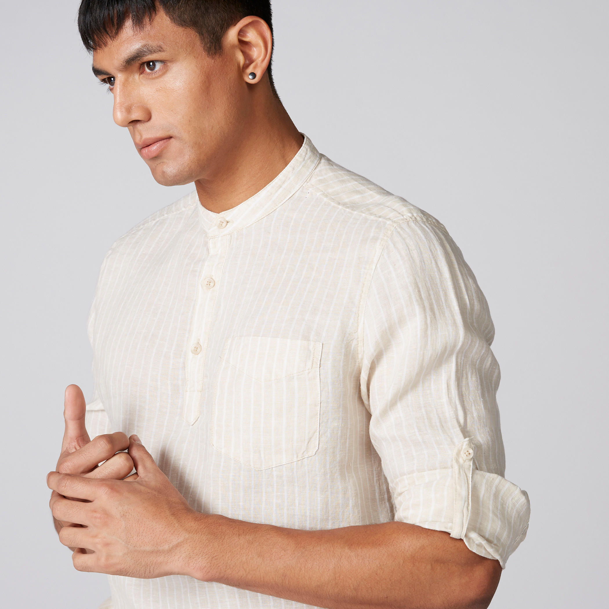 تيشيرت مقلّم بأكمام طويلة وأزرار-men-clothing-shirts-image-4