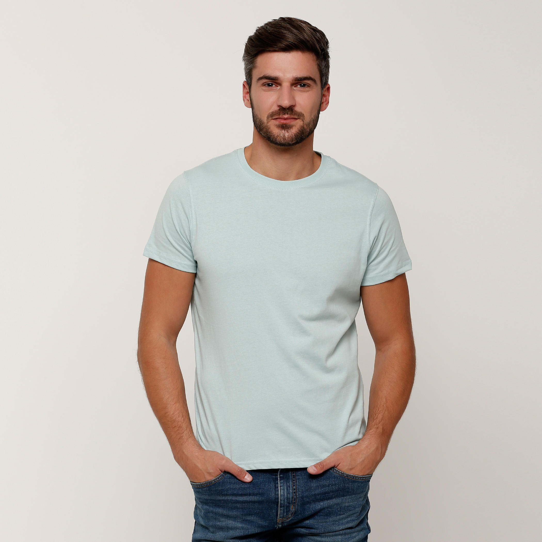 تيشيرت بأكمام قصيرة وياقة مستديرة-men-clothing-tshirtsandpolos-tshirts-image-1
