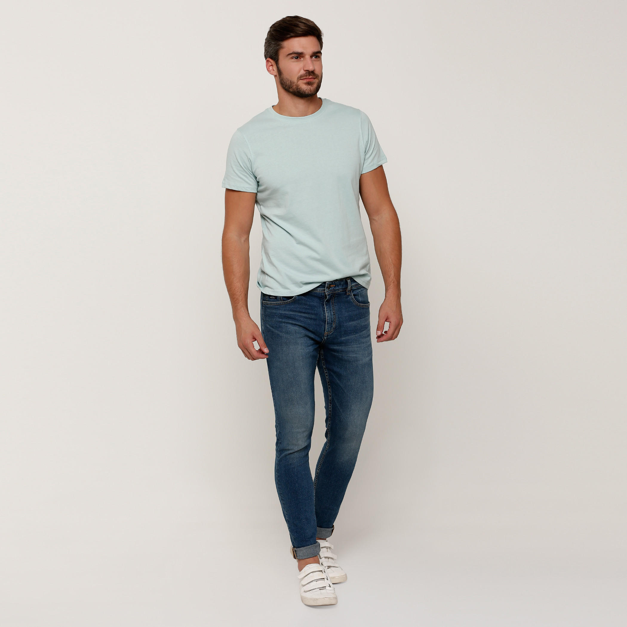 تيشيرت بأكمام قصيرة وياقة مستديرة-men-clothing-tshirtsandpolos-tshirts-image-5