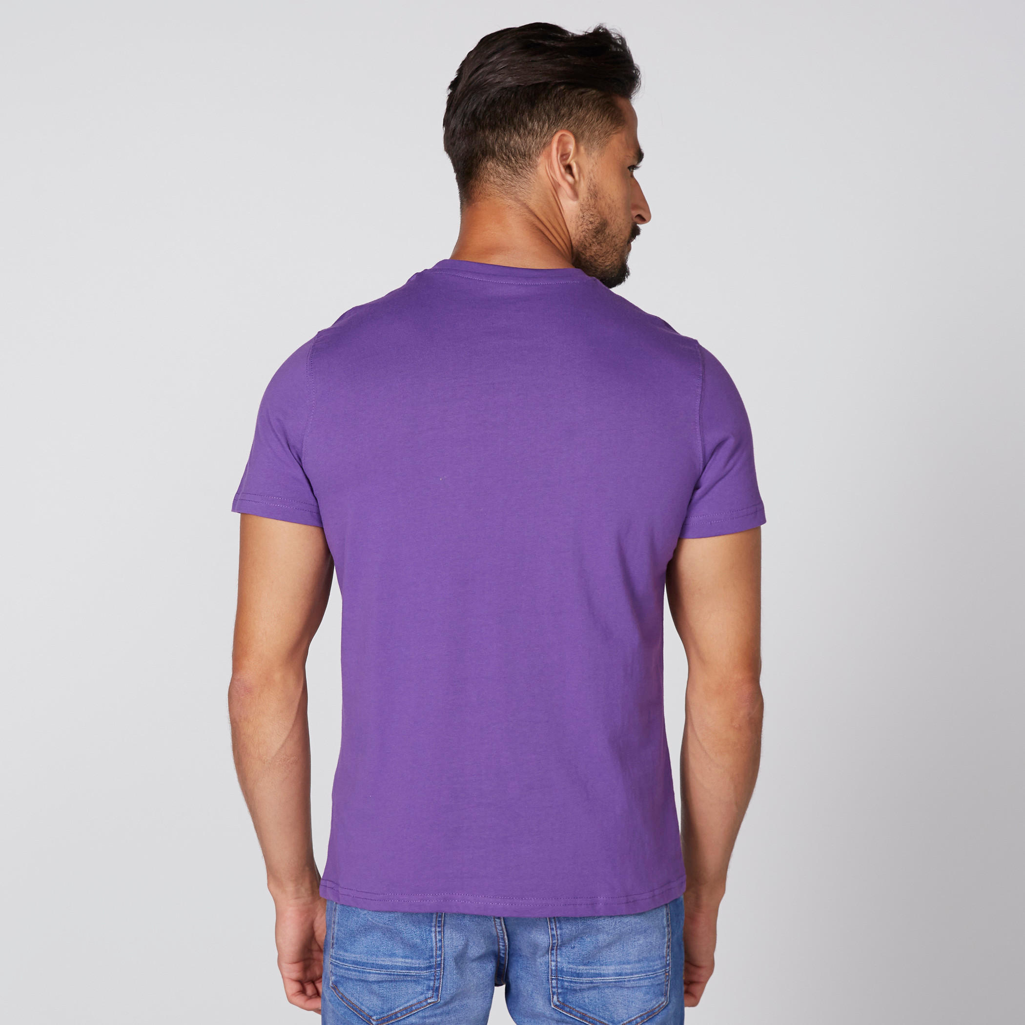 تيشيرت بياقة ضيّقة وأكمام قصيرة-men-clothing-tshirtsandpolos-tshirts-image-4