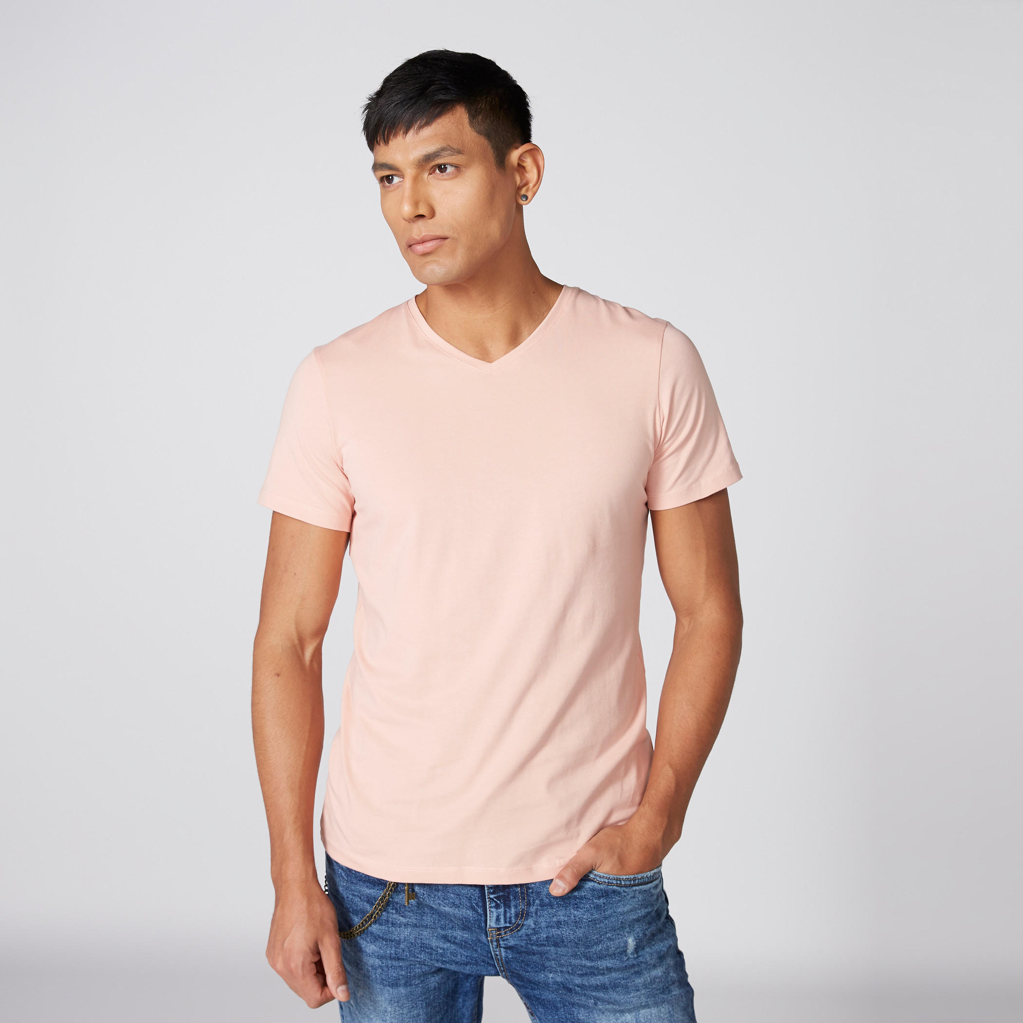تيشيرت بأكمام قصيرة وياقة V-men-clothing-tshirtsandpolos-tshirts-image-1