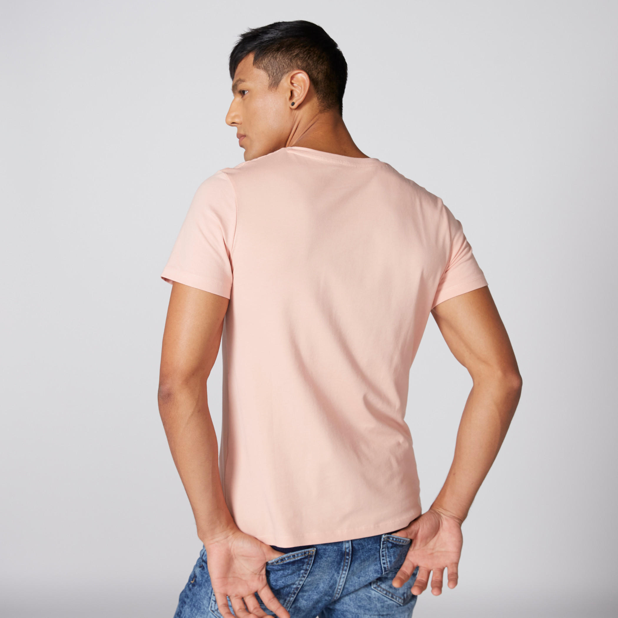 تيشيرت بأكمام قصيرة وياقة V-men-clothing-tshirtsandpolos-tshirts-image-2