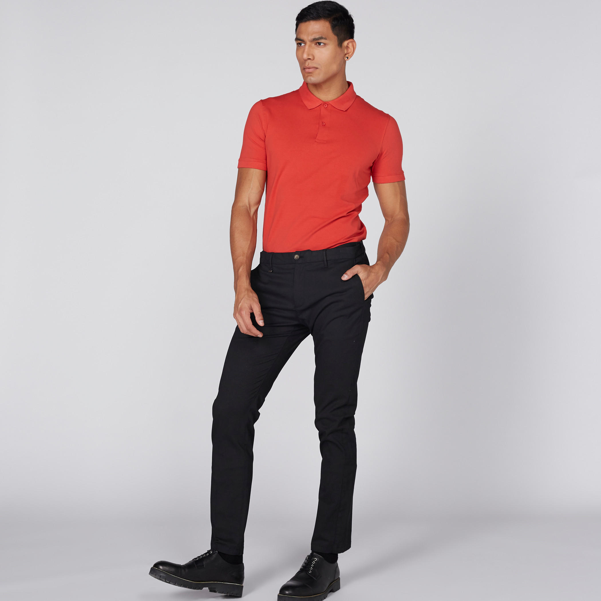 تيشيرت بياقة بولو وأكمام قصيرة-men-clothing-tshirtsandpolos-tshirts-image-4