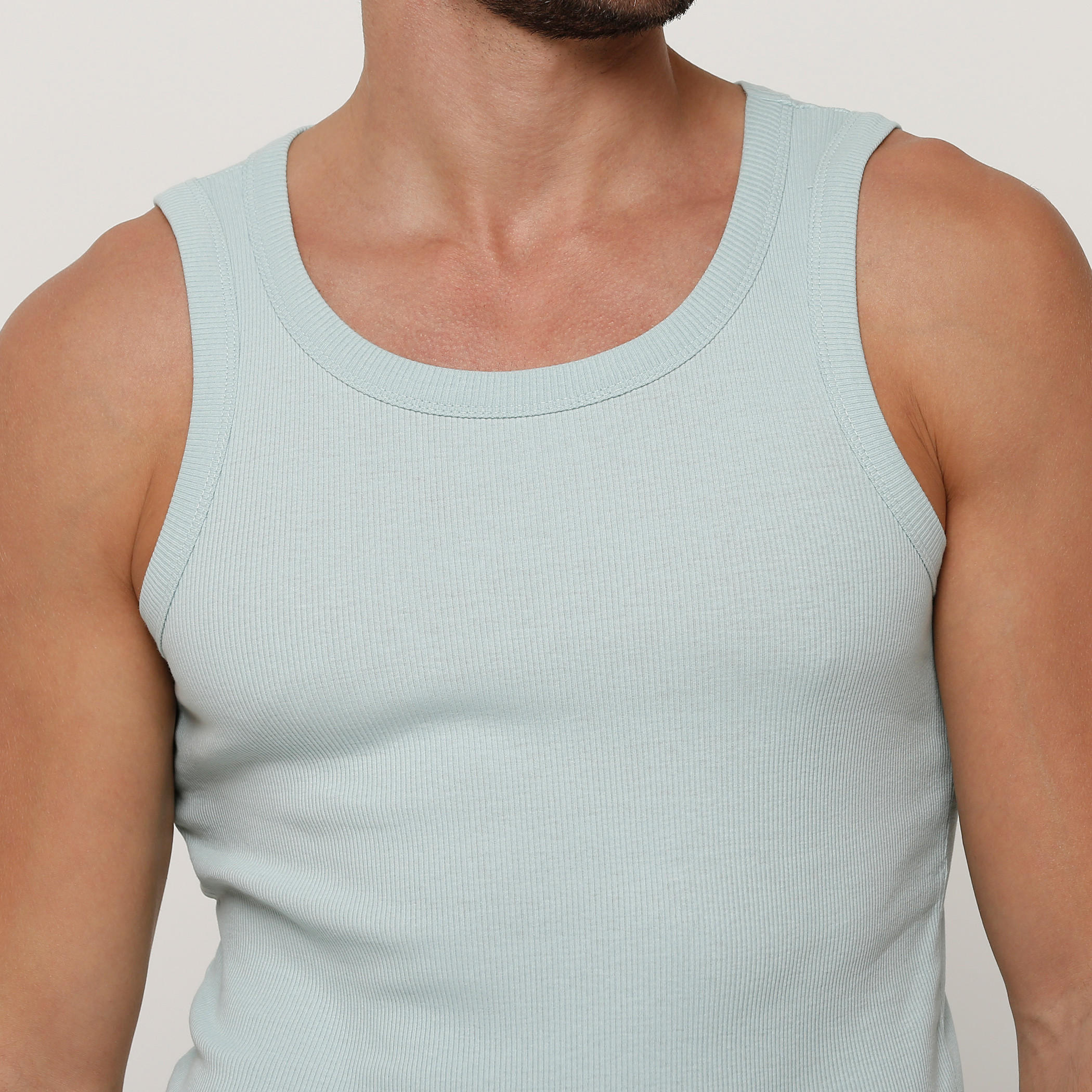فيست بتصميم مضلع وياقة مستديرة-men-clothing-tshirtsandpolos-tshirts-image-2