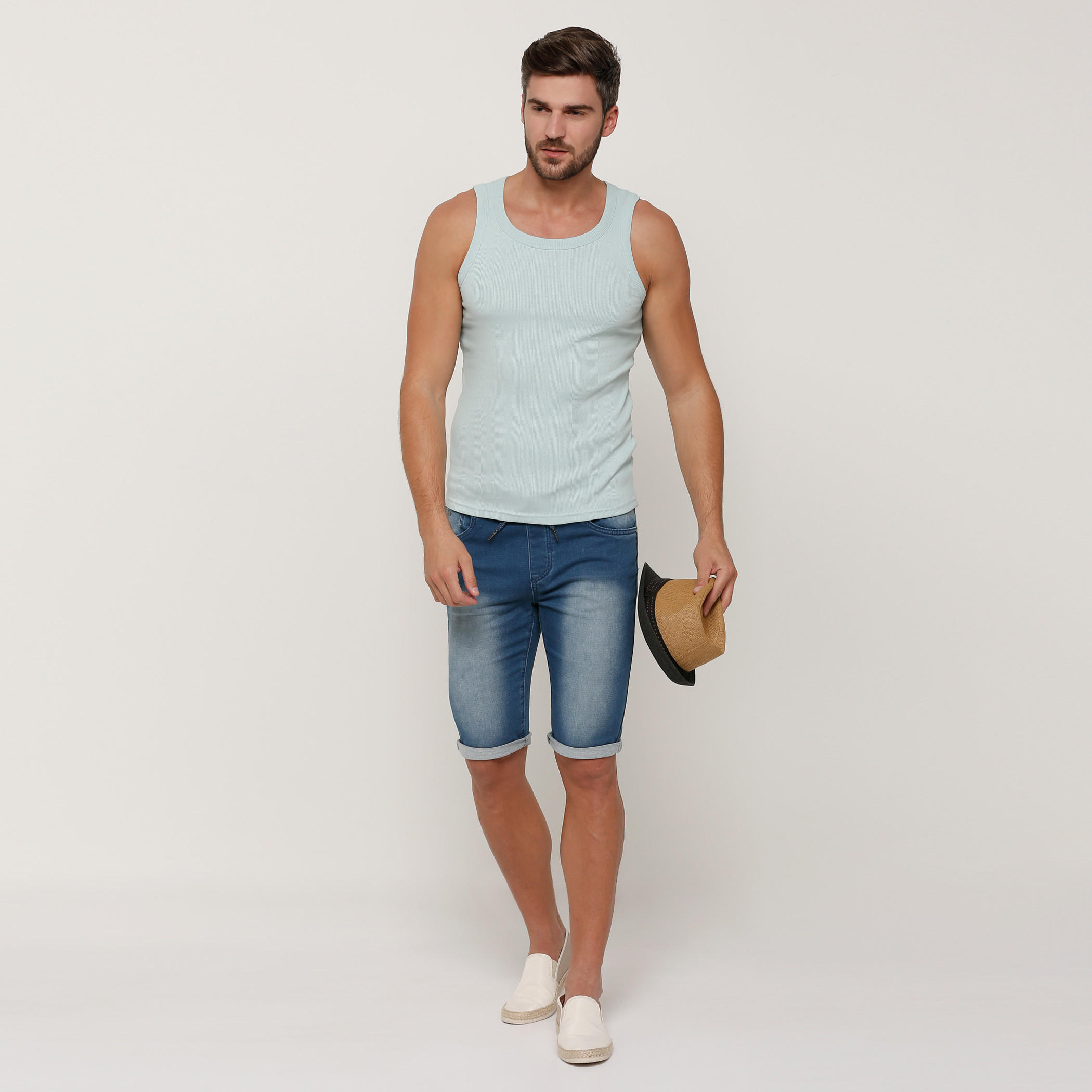 فيست بتصميم مضلع وياقة مستديرة-men-clothing-tshirtsandpolos-tshirts-image-5