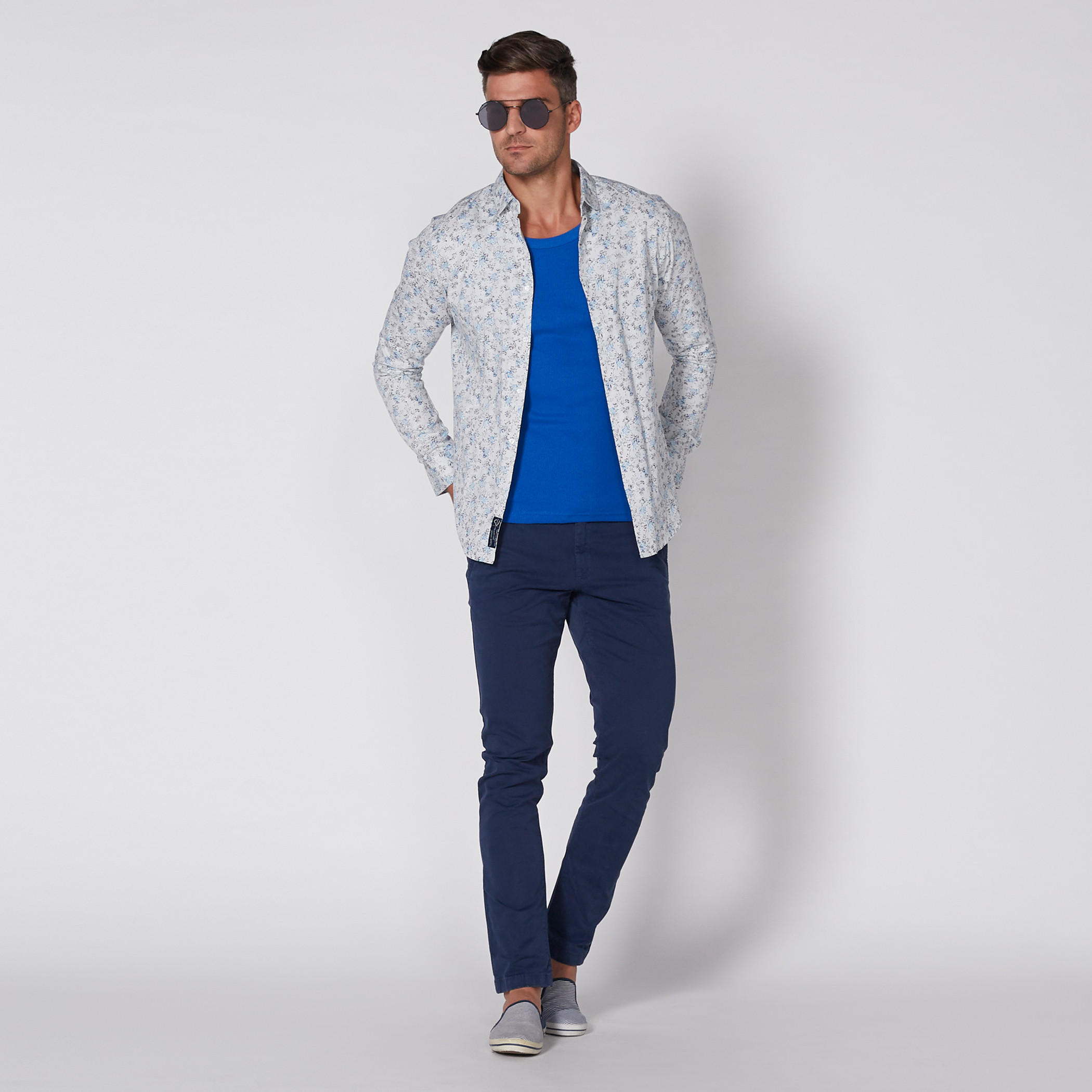 سترة فيست مضلّعة دون أكمام بياقة مستديرة-men-clothing-tshirtsandpolos-vests-image-2
