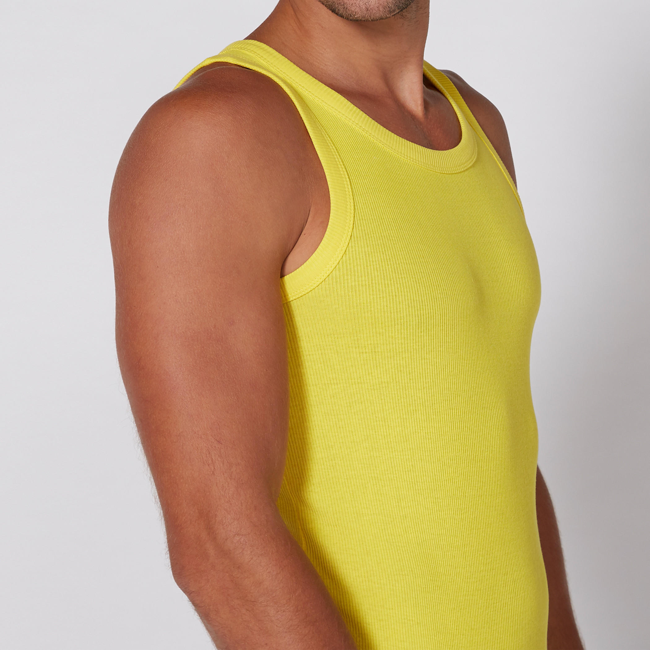 سترة فيست مضلّعة دون أكمام بياقة مستديرة-men-clothing-tshirtsandpolos-vests-image-6