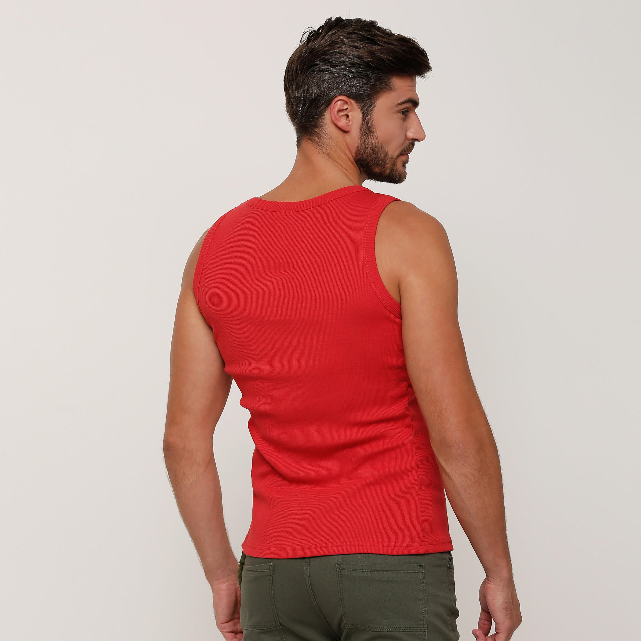 فيست بتصميم مضلع وياقة مستديرة-men-clothing-tshirtsandpolos-tshirts-image-17