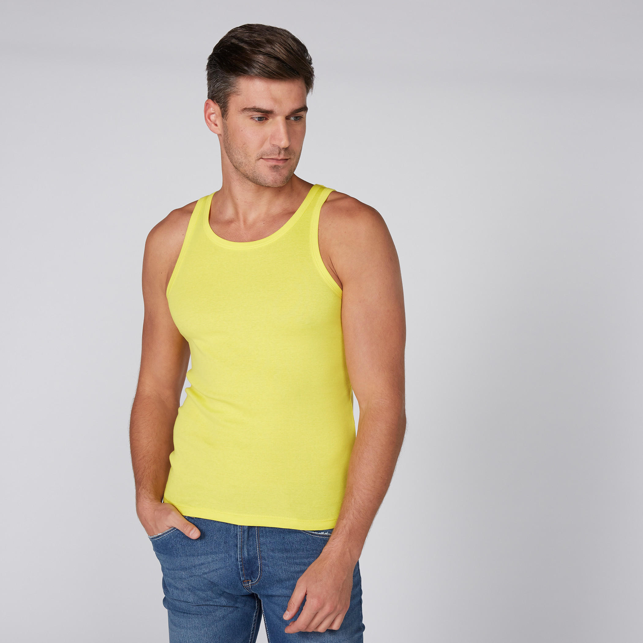 سترة فيست دون أكمام بياقة مستديرة-men-clothing-tshirtsandpolos-tshirts-image-2