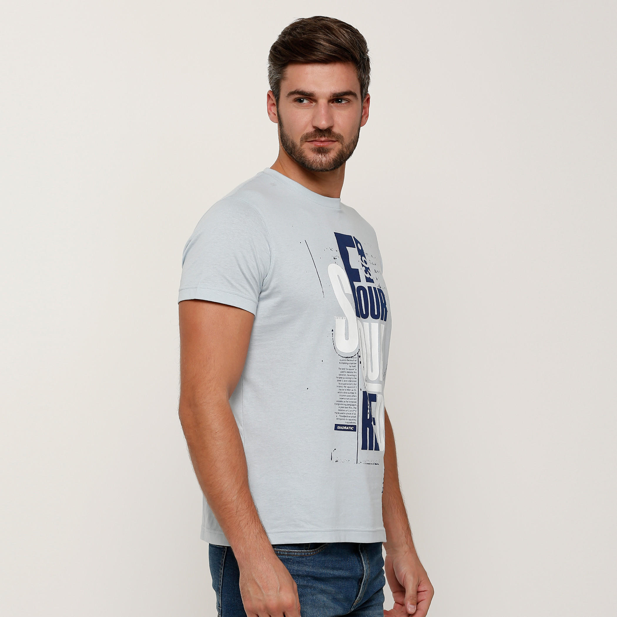 تيشيرت بطبعات وياقة مستديرة وأكمام قصيرة-men-clothing-tshirtsandpolos-tshirts-image-3