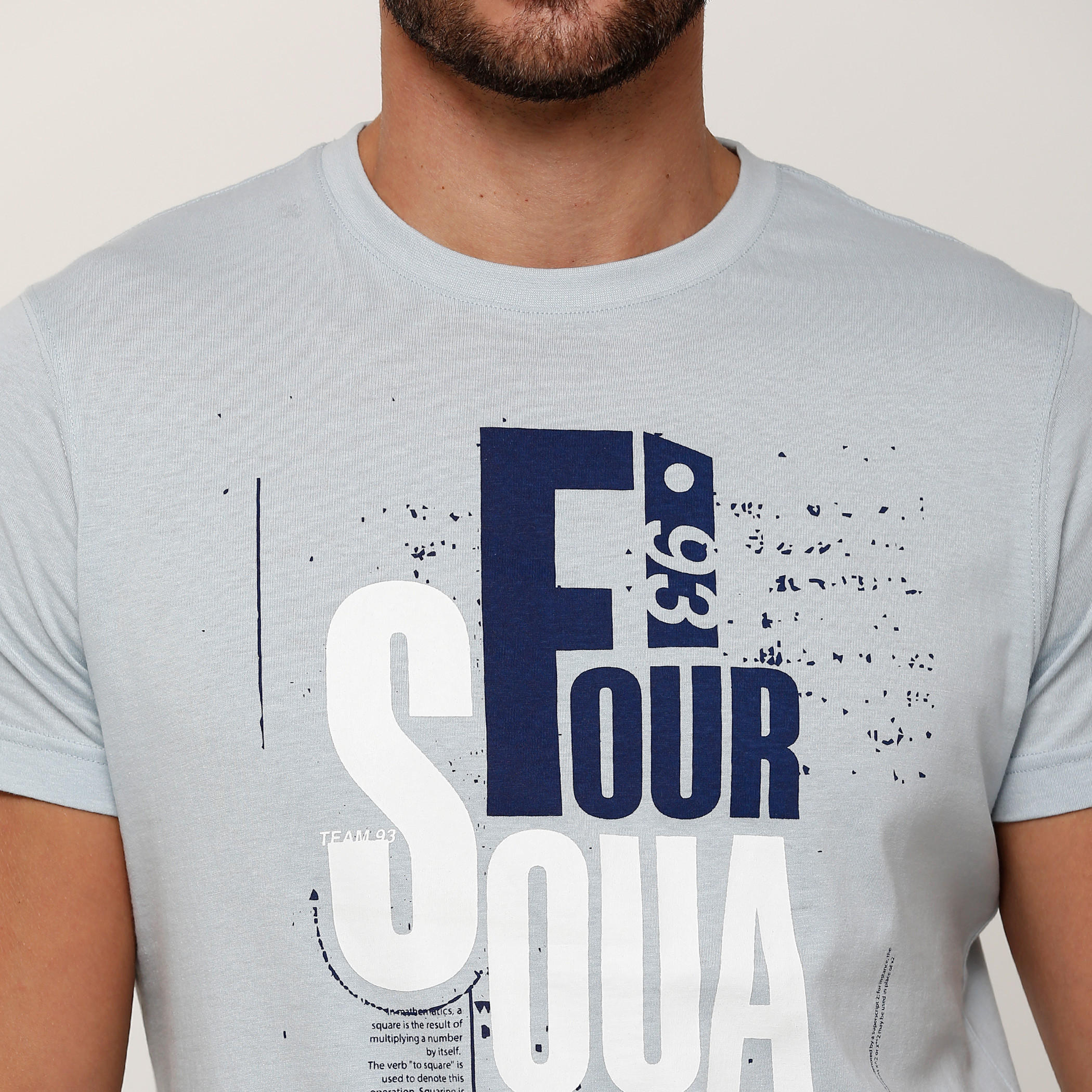تيشيرت بطبعات وياقة مستديرة وأكمام قصيرة-men-clothing-tshirtsandpolos-tshirts-image-2