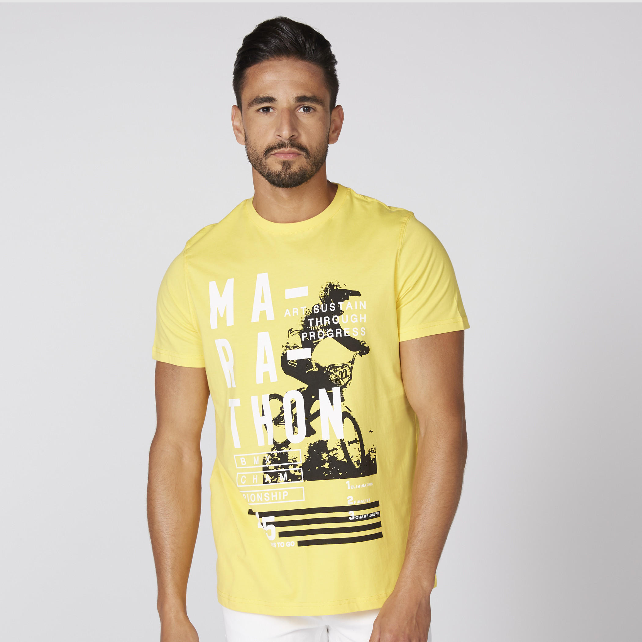 تيشيرت بياقة مستديرة وأكمام قصيرة مع طبعات-men-clothing-tshirtsandpolos-tshirts-image-1