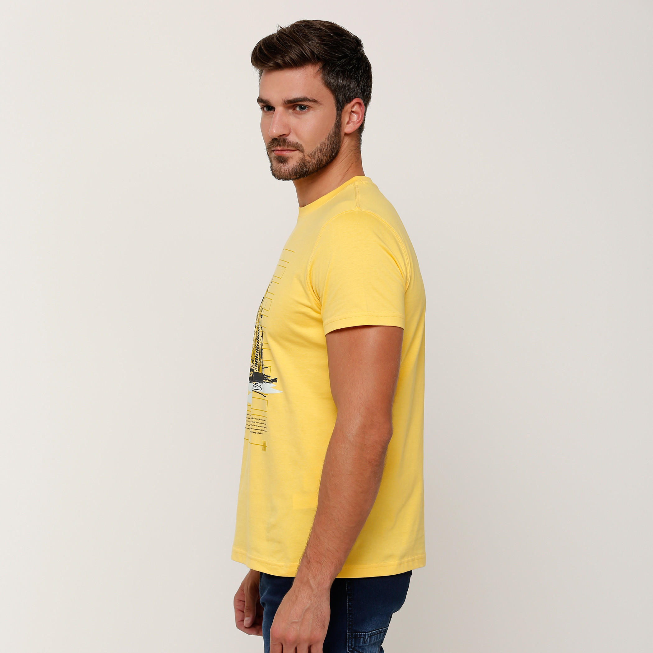 تيشيرت بطبعات وياقة مستديرة وأكمام قصيرة-men-clothing-tshirtsandpolos-tshirts-image-3