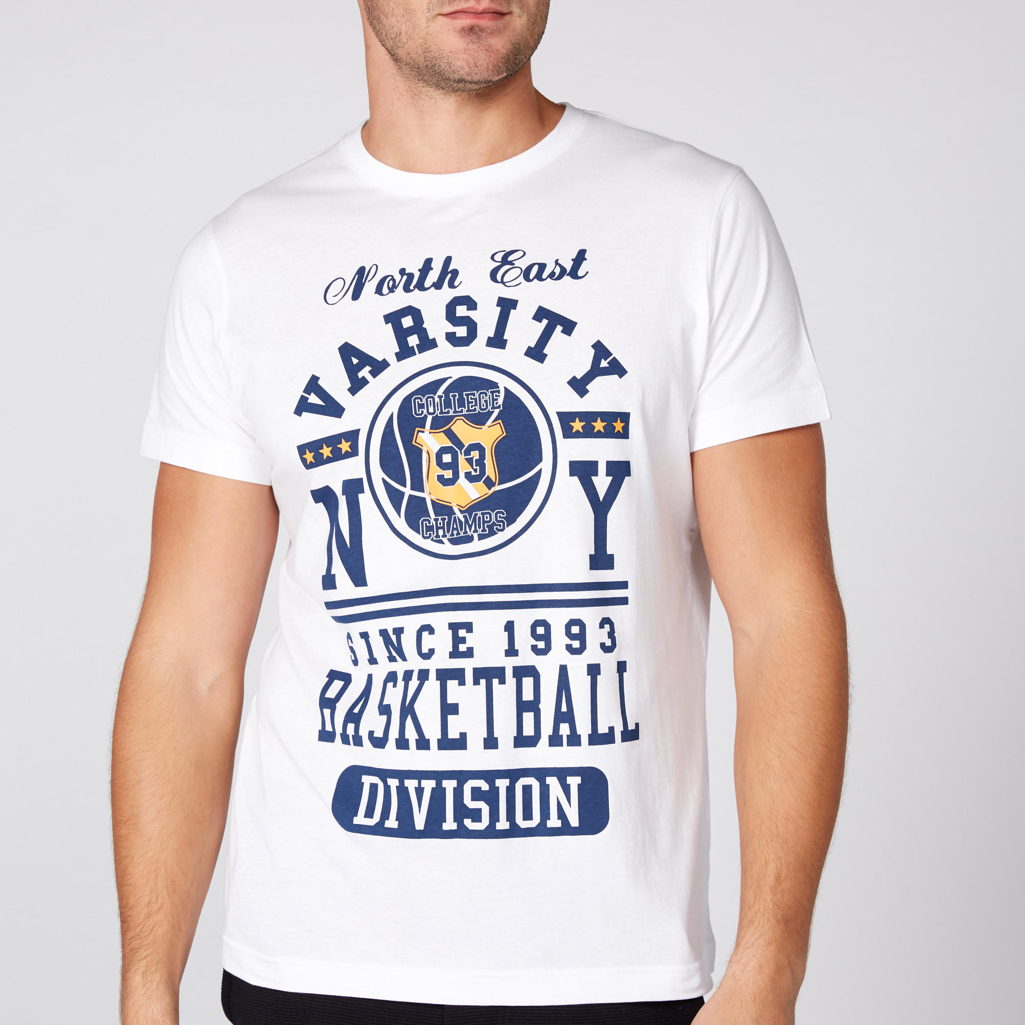 تيشيرت بياقة مستديرة وأكمام قصيرة مع طبعات-men-clothing-tshirtsandpolos-tshirts-image-2