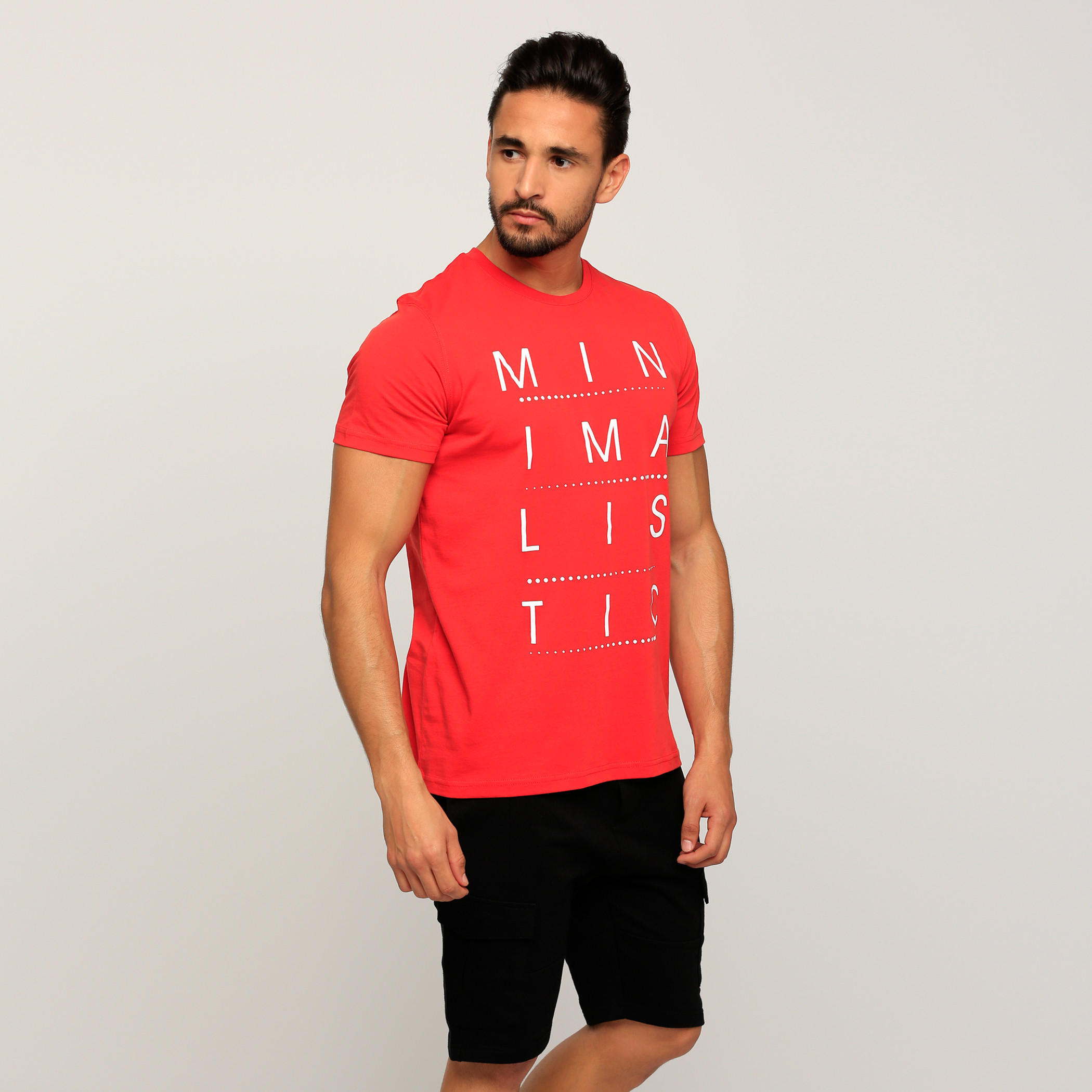 تيشيرت بأكمام قصيرة وياقة ضيّقة وطبعات-men-clothing-tshirtsandpolos-tshirts-image-3