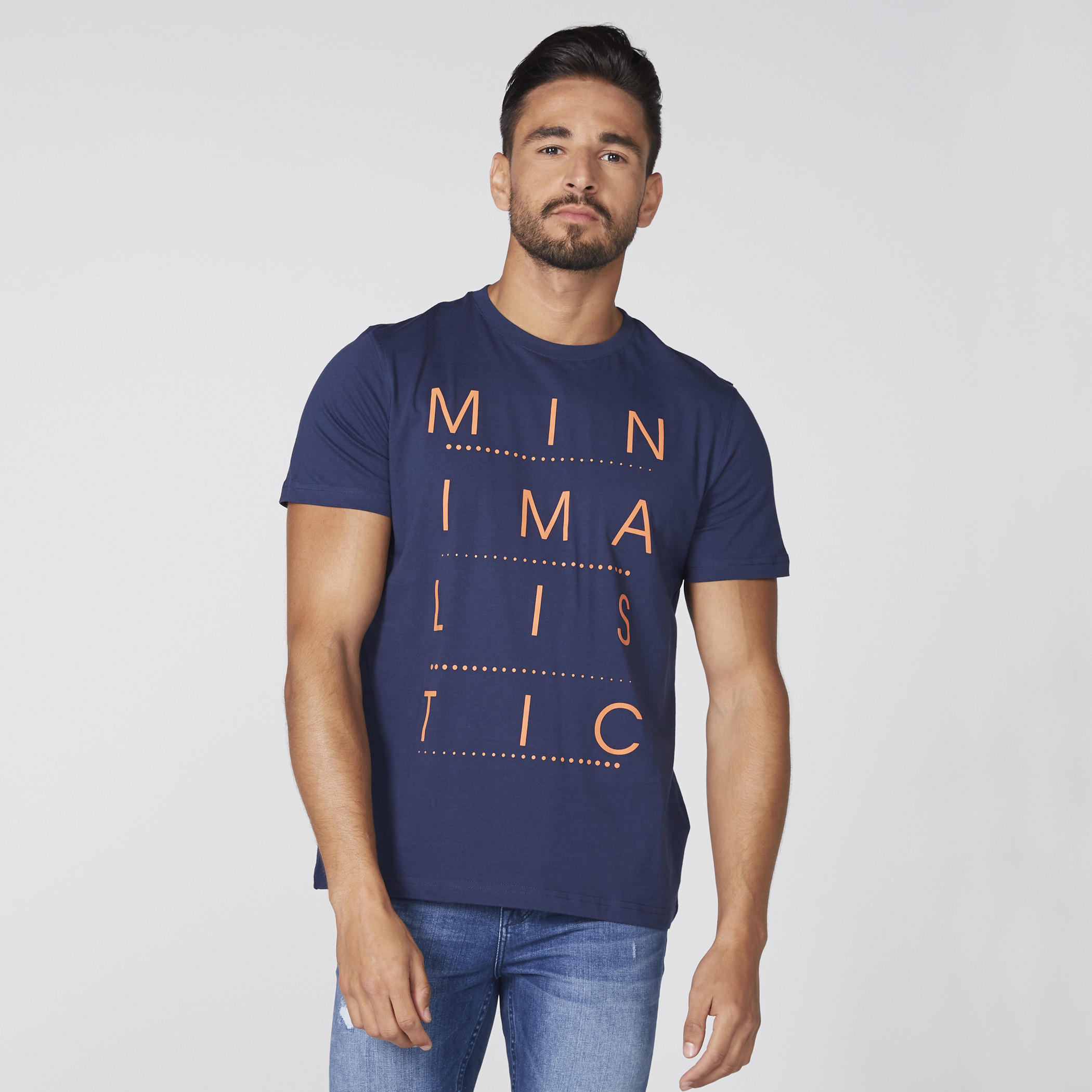 تيشيرت بياقة مستديرة وأكمام قصيرة مع طبعات-men-clothing-tshirtsandpolos-tshirts-image-1