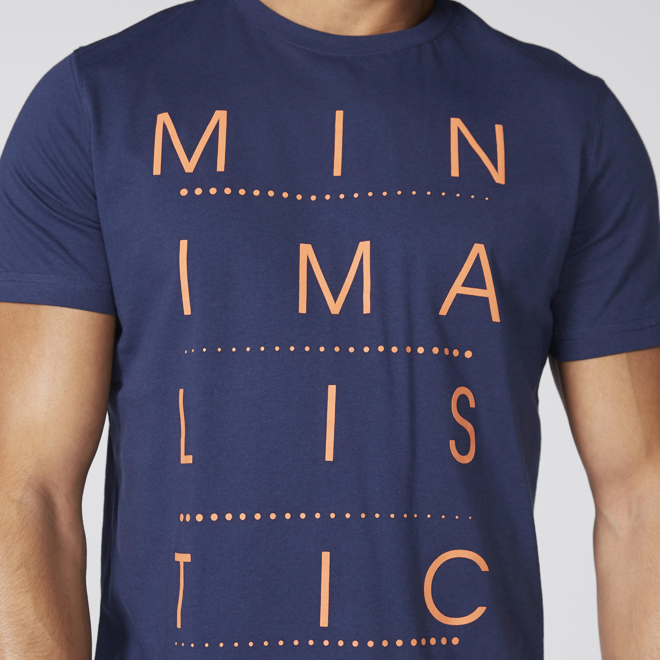 تيشيرت بياقة مستديرة وأكمام قصيرة مع طبعات-men-clothing-tshirtsandpolos-tshirts-image-3