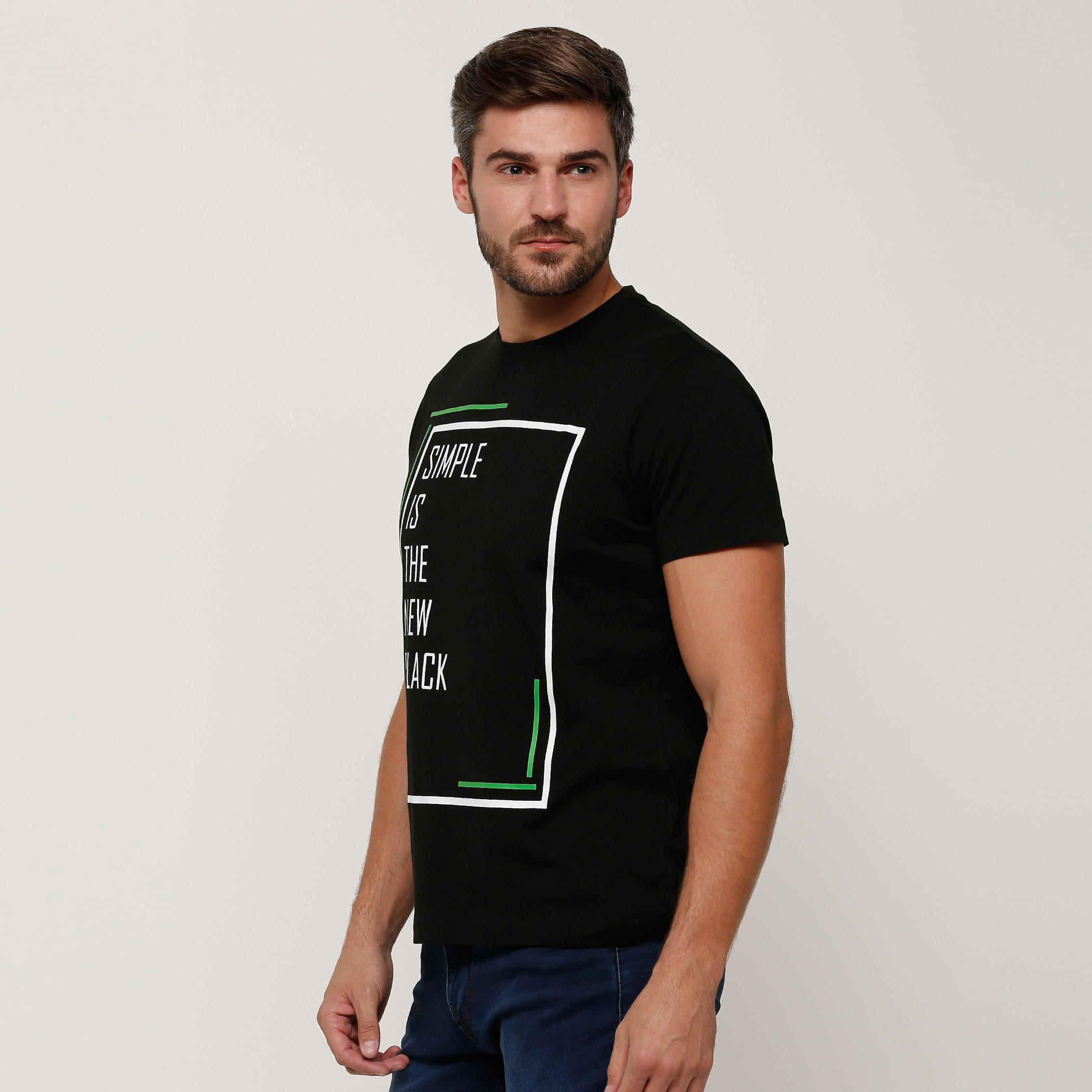 تيشيرت بطبعات وياقة مستديرة وأكمام قصيرة-men-clothing-tshirtsandpolos-tshirts-image-3