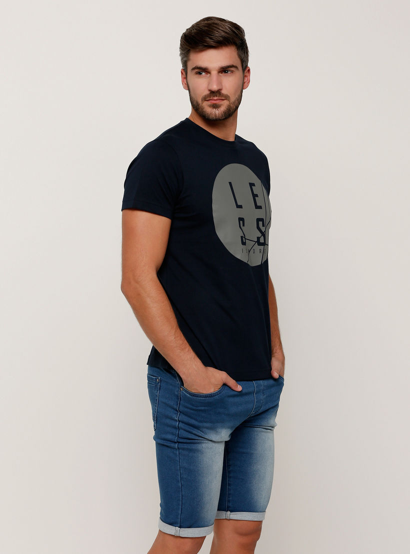 تيشيرت بطبعات وياقة مستديرة وأكمام قصيرة-men-clothing-tshirtsandpolos-tshirts-image-3