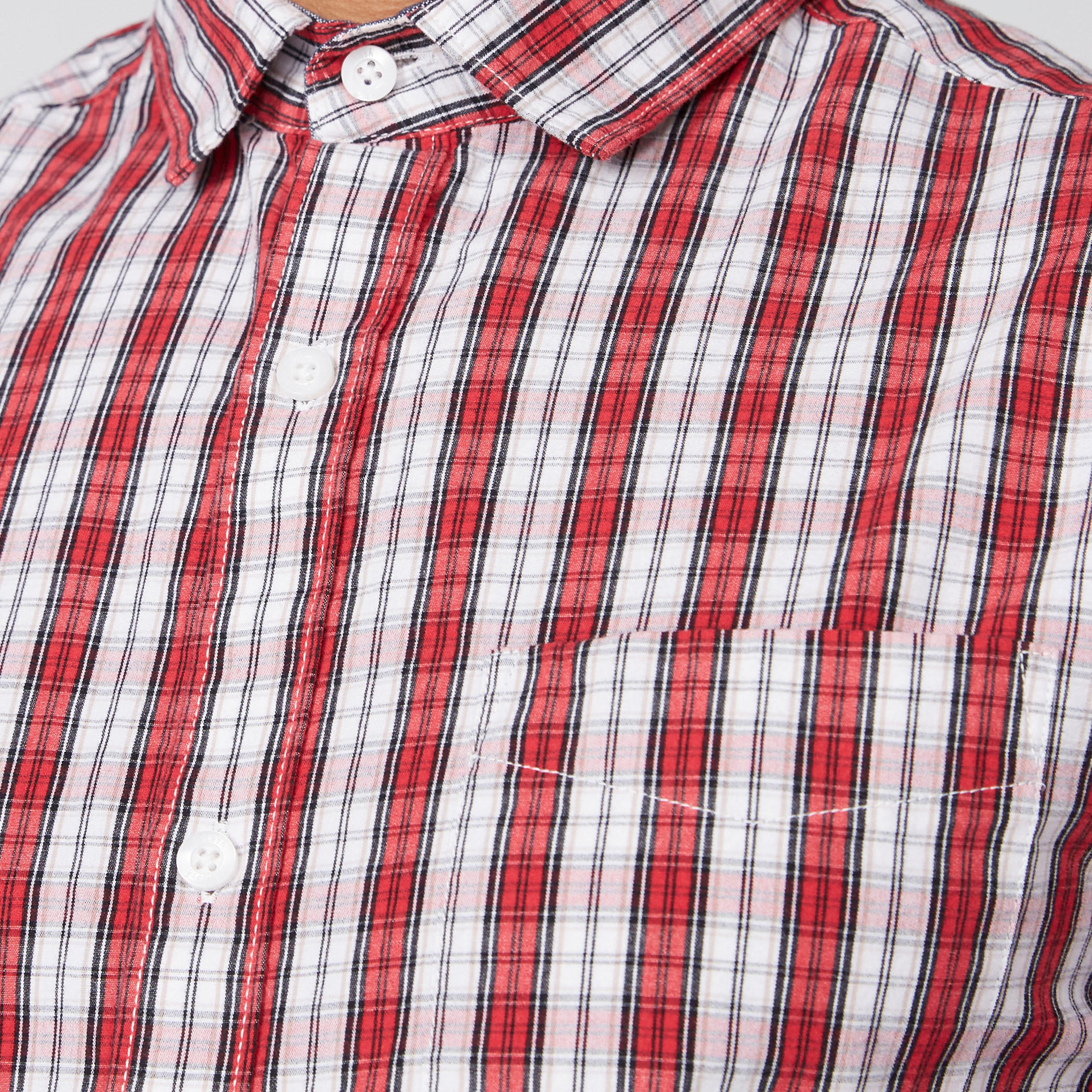 قميص كاروهات بأكمام طويلة وأزرار-men-clothing-shirts-image-3