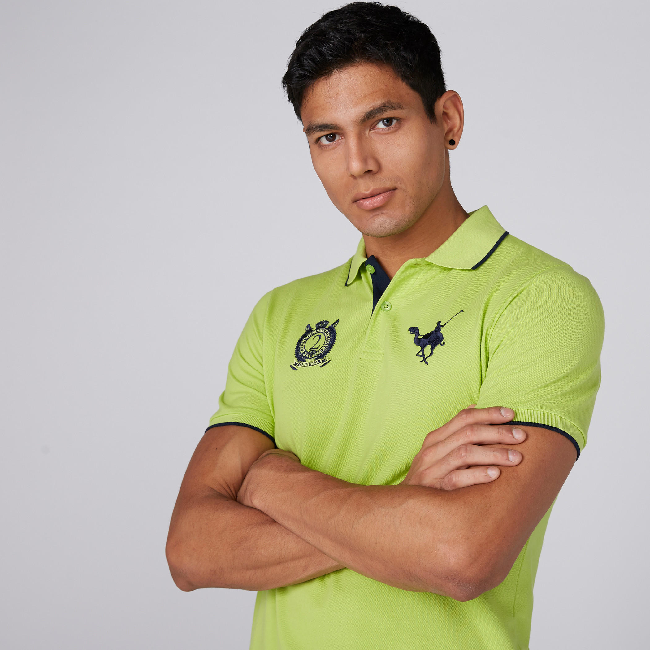 تيشيرت مطرّز بياقة بولو وأكمام قصيرة-men-clothing-tshirtsandpolos-tshirts-image-1