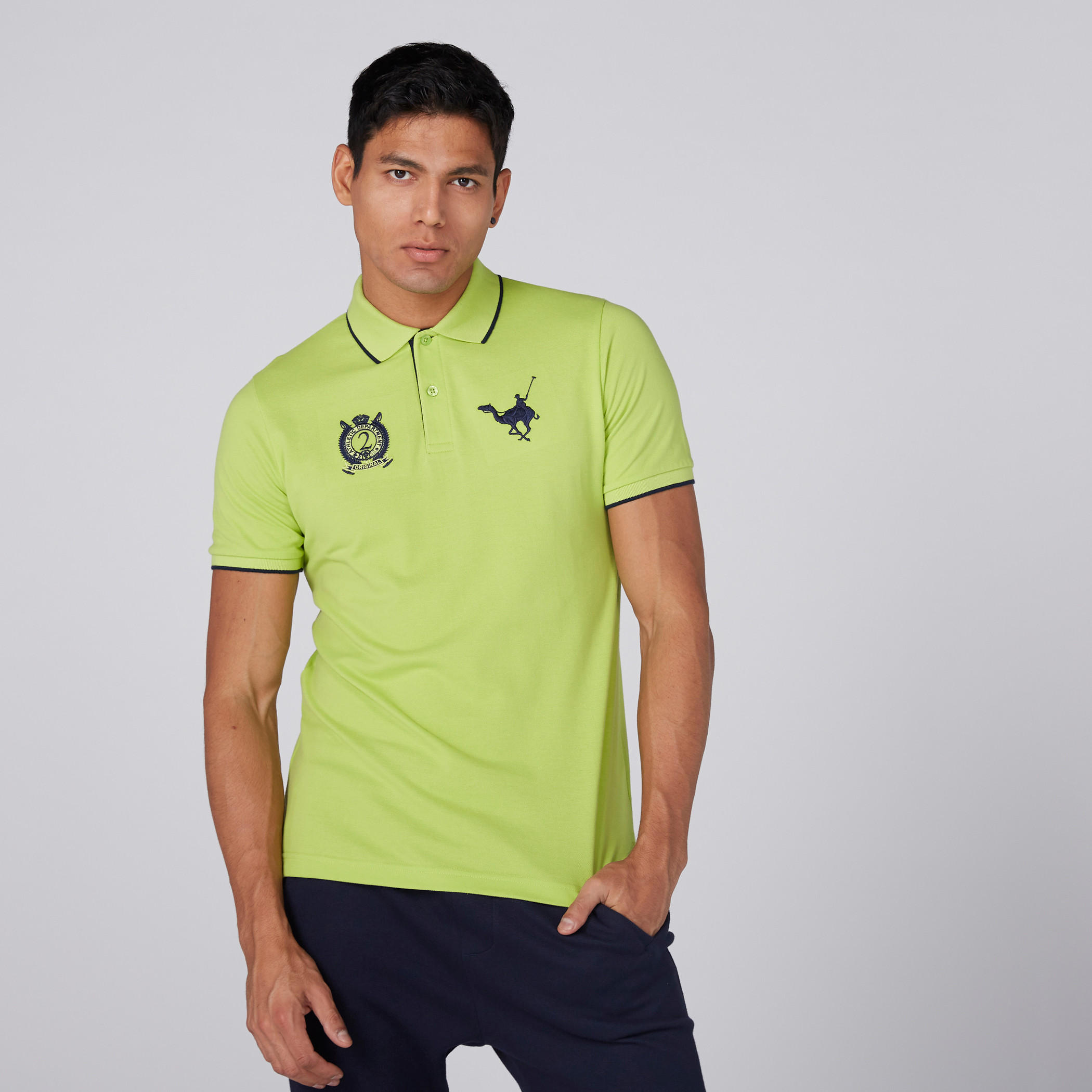 تيشيرت مطرّز بياقة بولو وأكمام قصيرة-men-clothing-tshirtsandpolos-tshirts-image-2