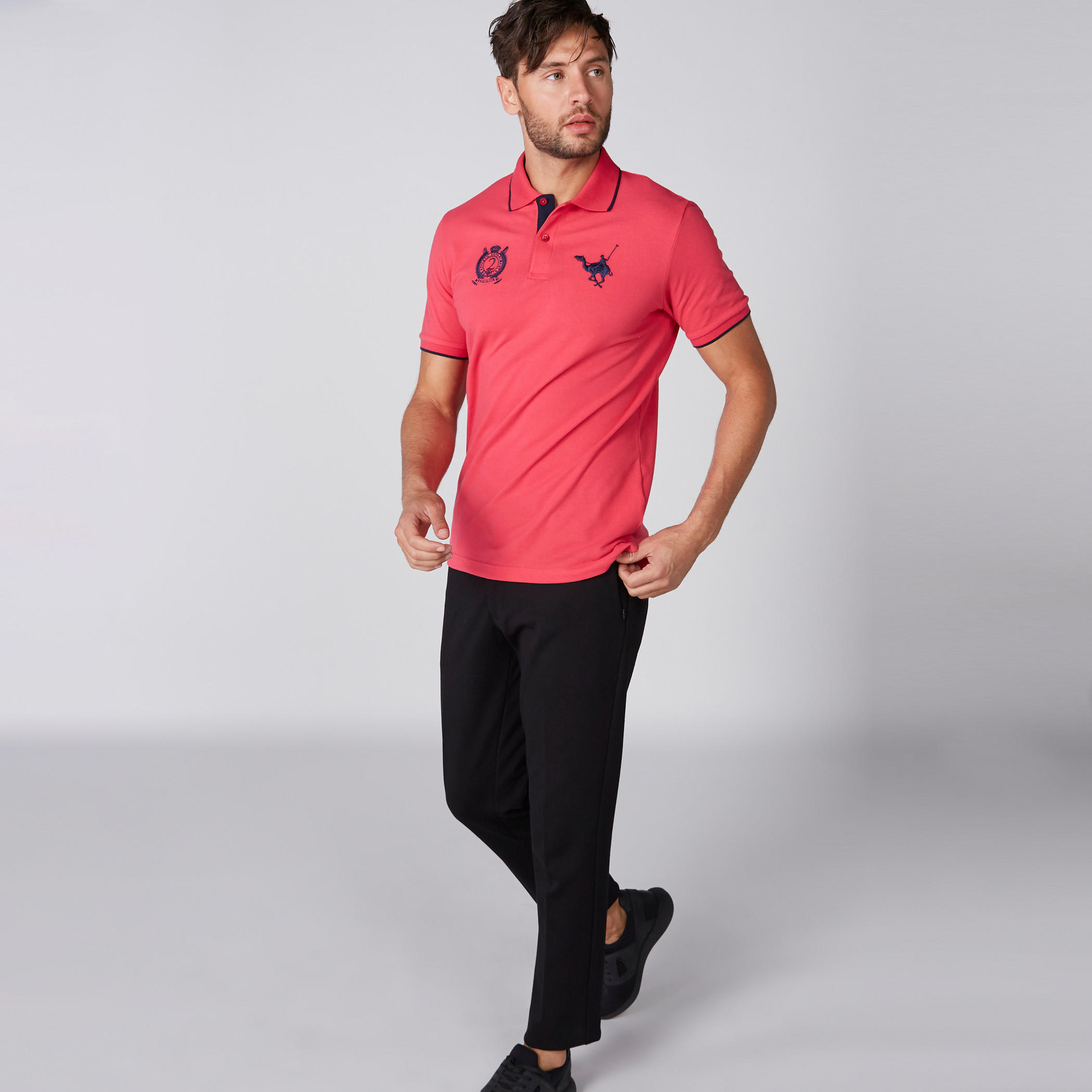 تيشيرت مطرّز بياقة بولو وأكمام قصيرة-men-clothing-tshirtsandpolos-polos-image-3