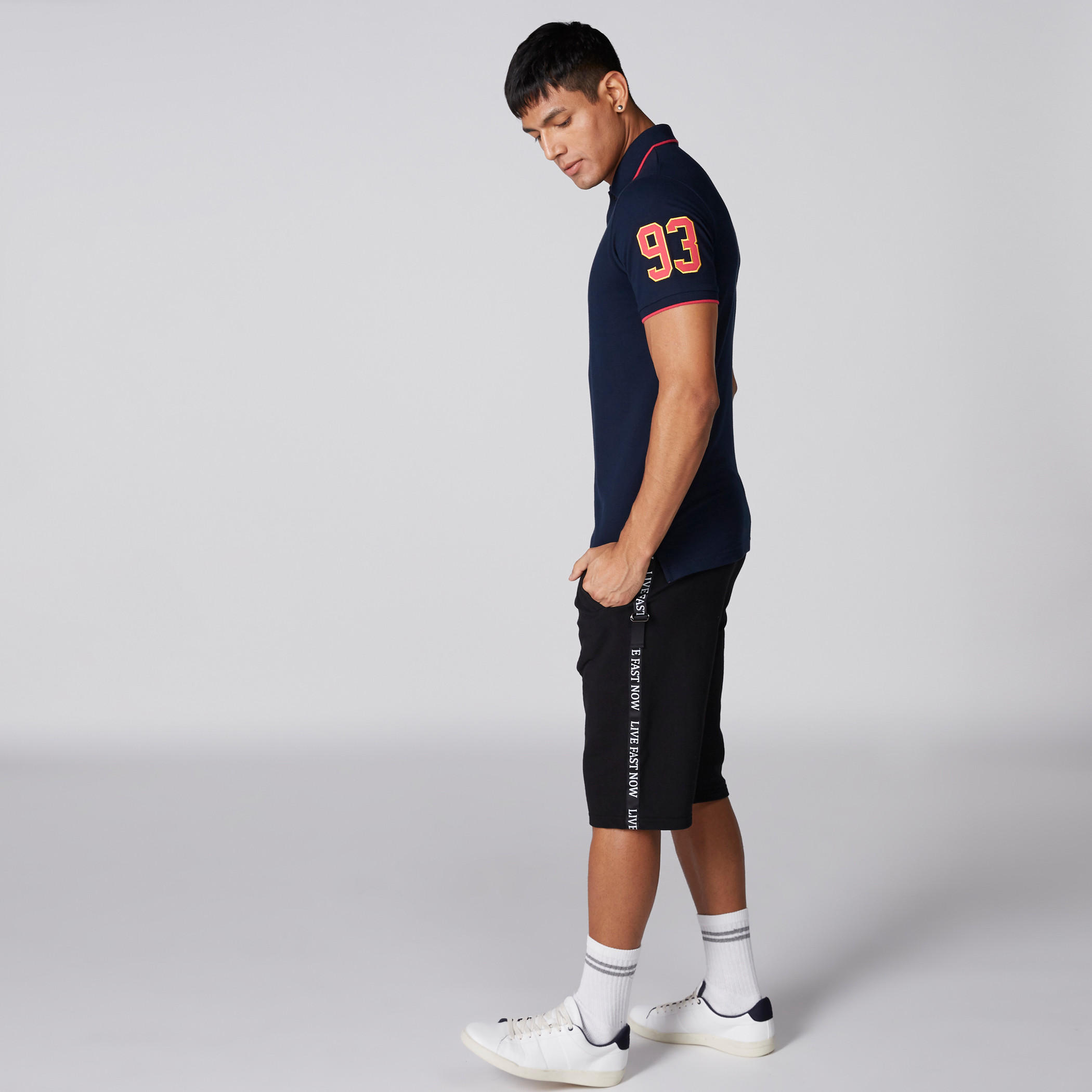 تيشيرت مطرّز بياقة بولو وأكمام قصيرة-men-clothing-tshirtsandpolos-polos-image-4