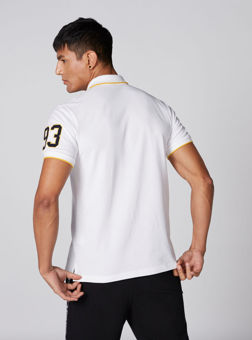 تيشيرت مطرّز بياقة بولو وأكمام قصيرة-men-clothing-tshirtsandpolos-polos-image-2
