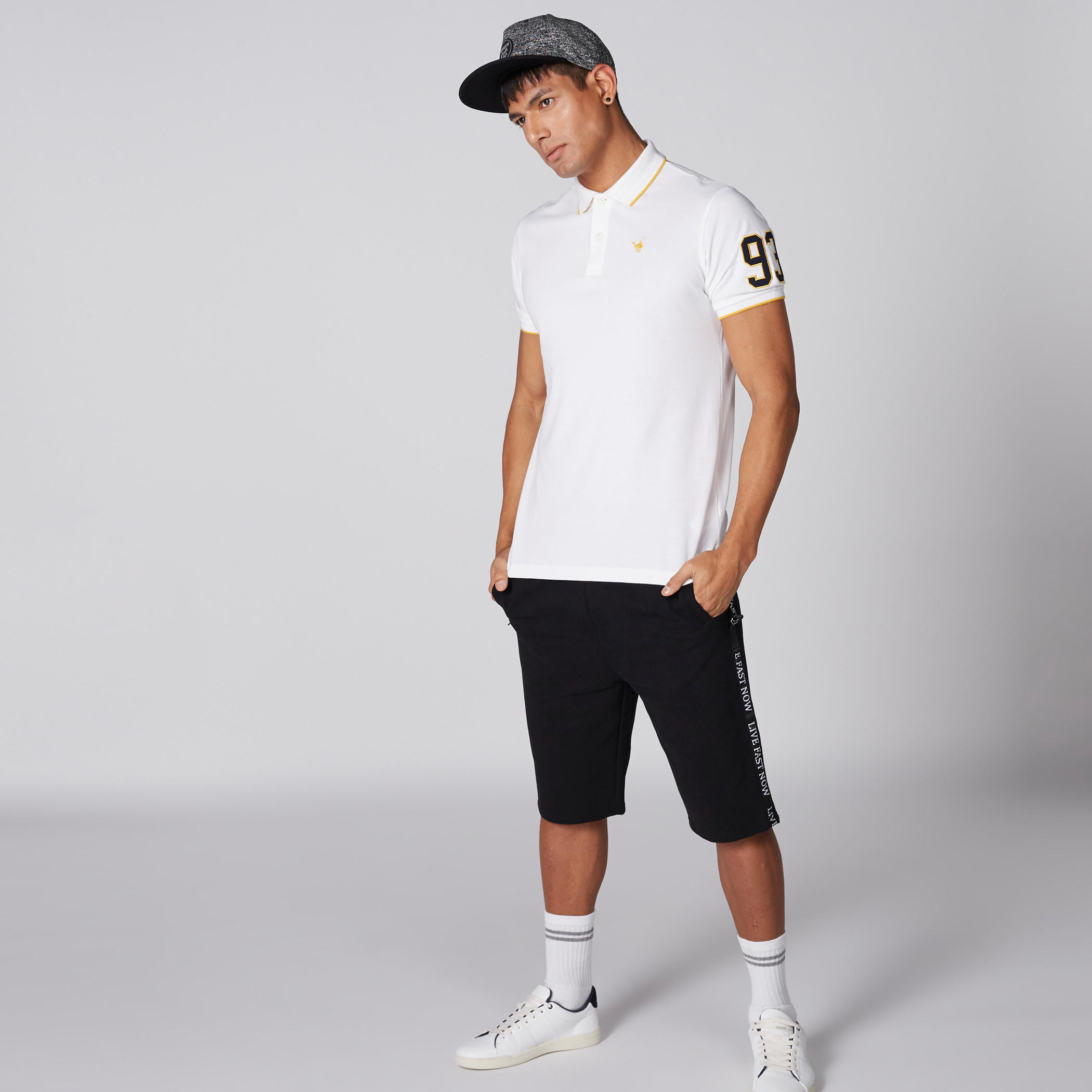 تيشيرت مطرّز بياقة بولو وأكمام قصيرة-men-clothing-tshirtsandpolos-polos-image-4