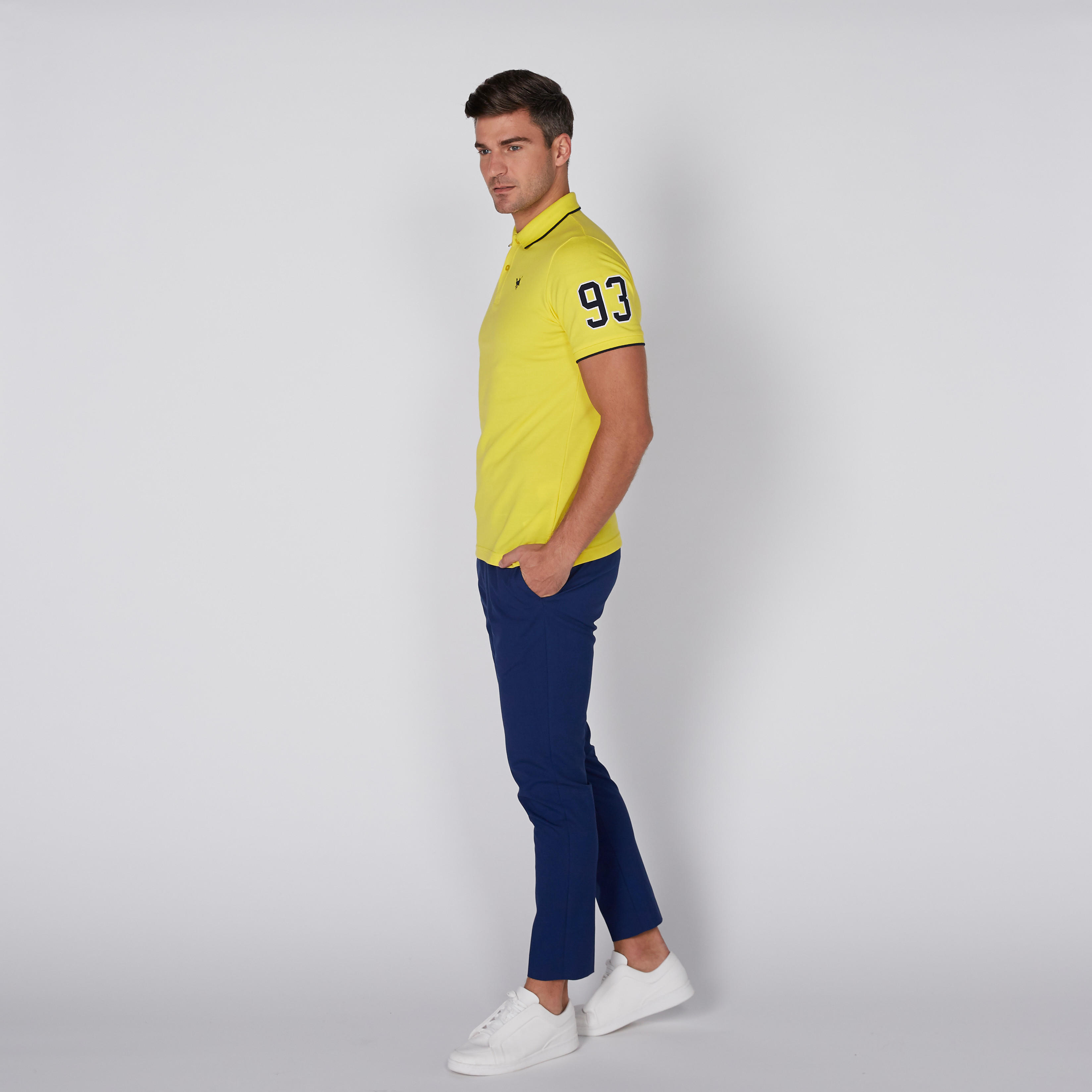 تيشيرت بياقة بولو وأكمام قصيرة-men-clothing-tshirtsandpolos-tshirts-image-3