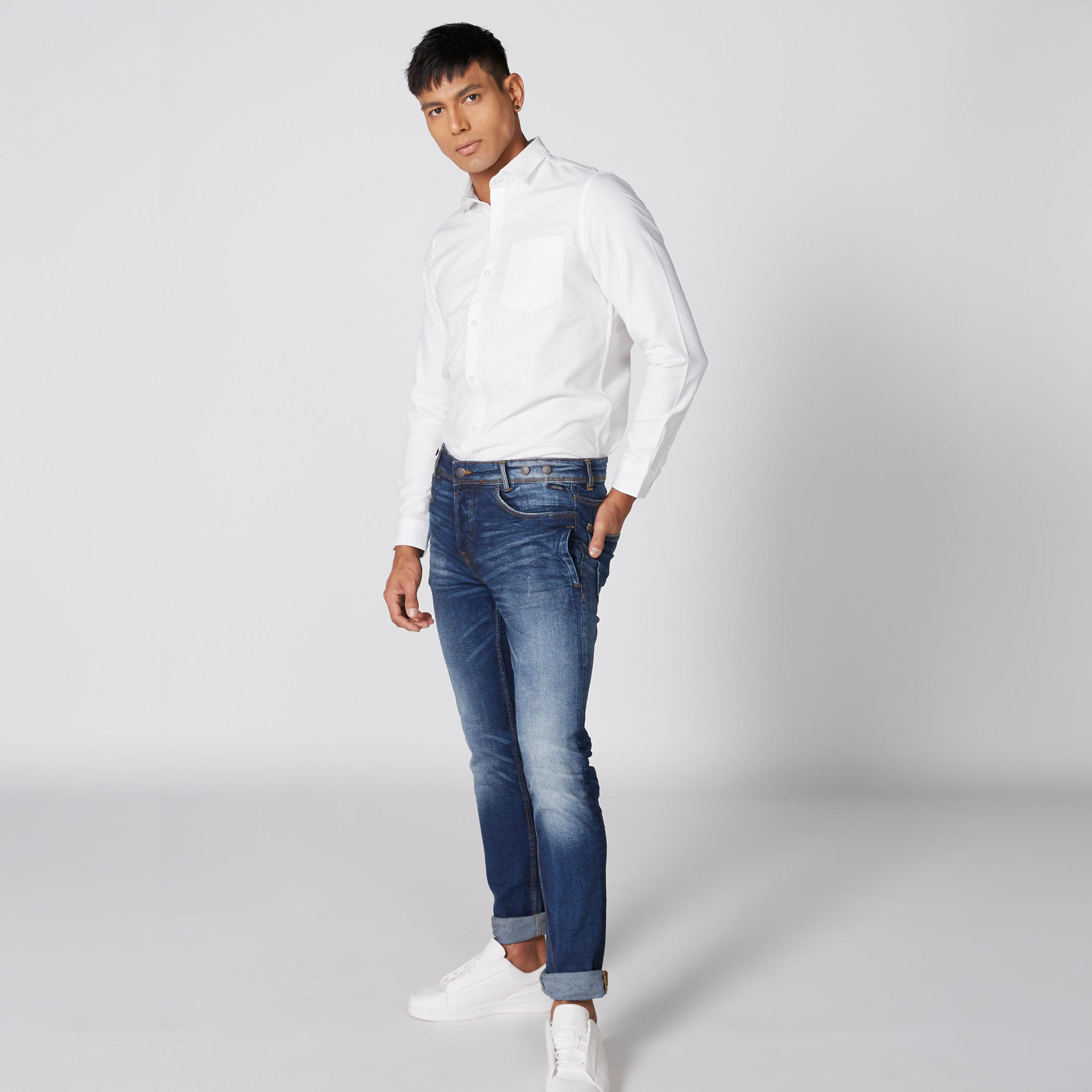 قميص بأكمام طويلة وأزرار-men-clothing-shirts-image-1