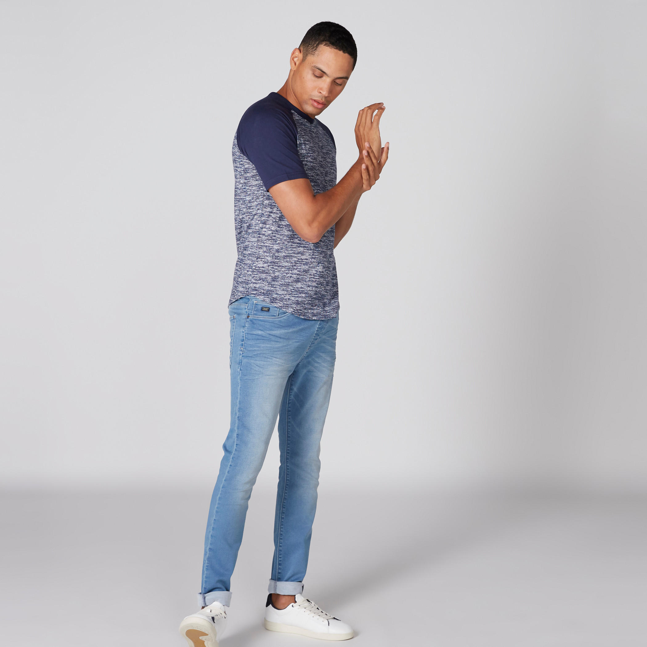 Printed T-Shirt with Round Neck and Raglan Sleeves-men-clothing-tshirtsandpolos-tshirts-image-1