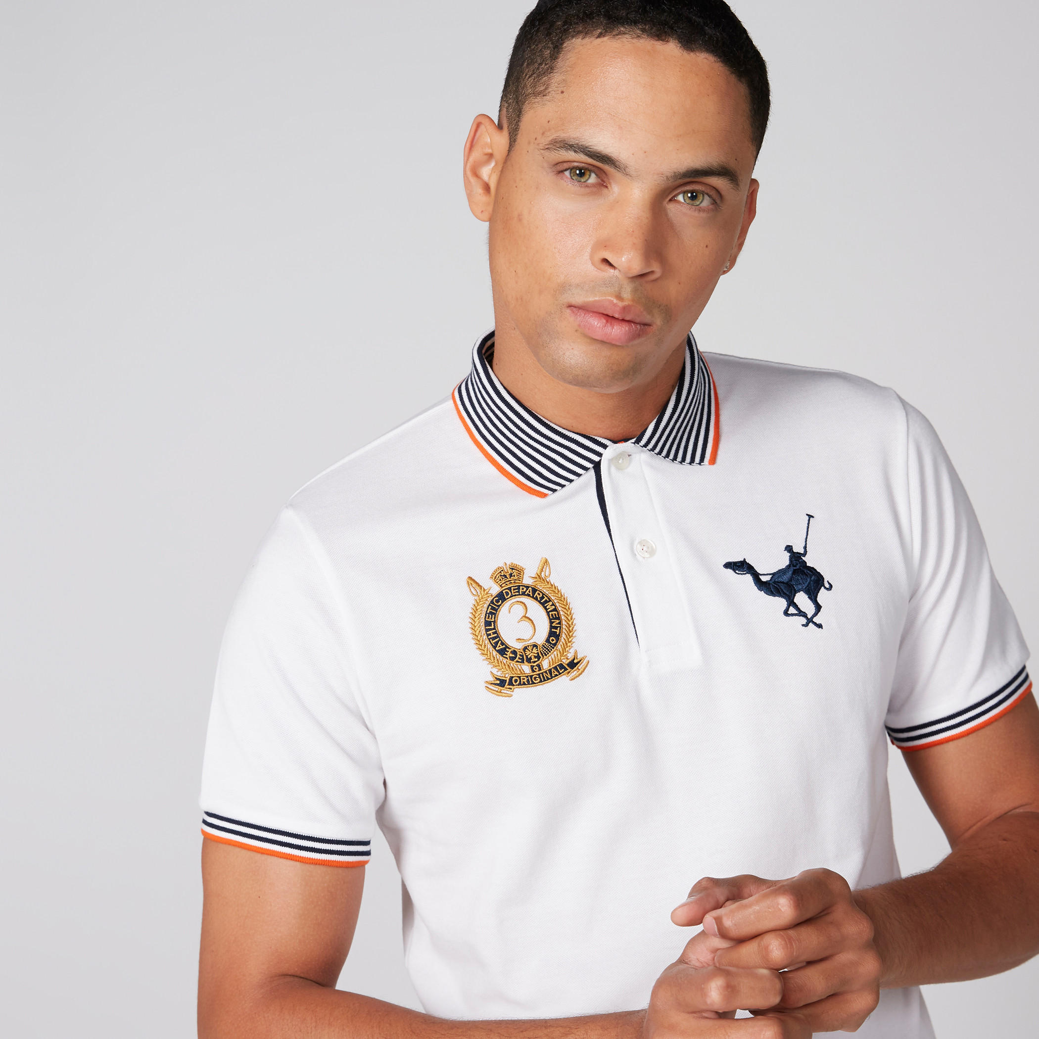 تيشيرت مطرّز بياقة بولو وأكمام قصيرة-men-clothing-tshirtsandpolos-polos-image-1