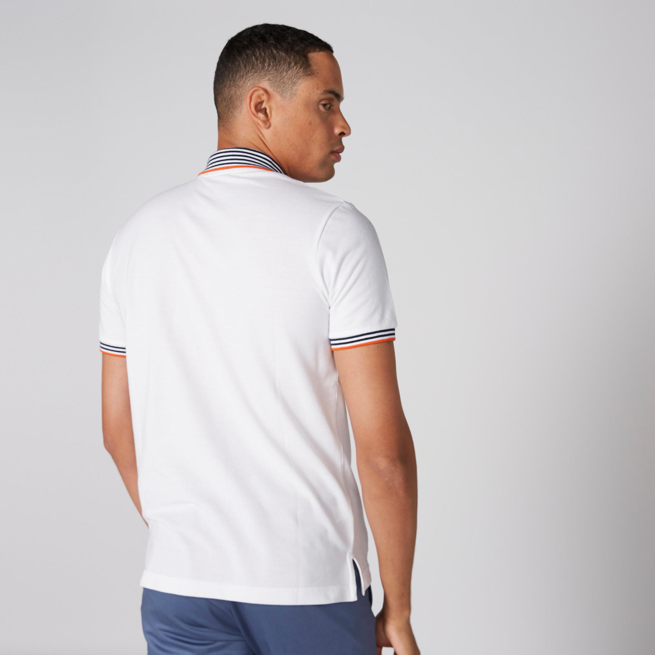 تيشيرت مطرّز بياقة بولو وأكمام قصيرة-men-clothing-tshirtsandpolos-polos-image-2