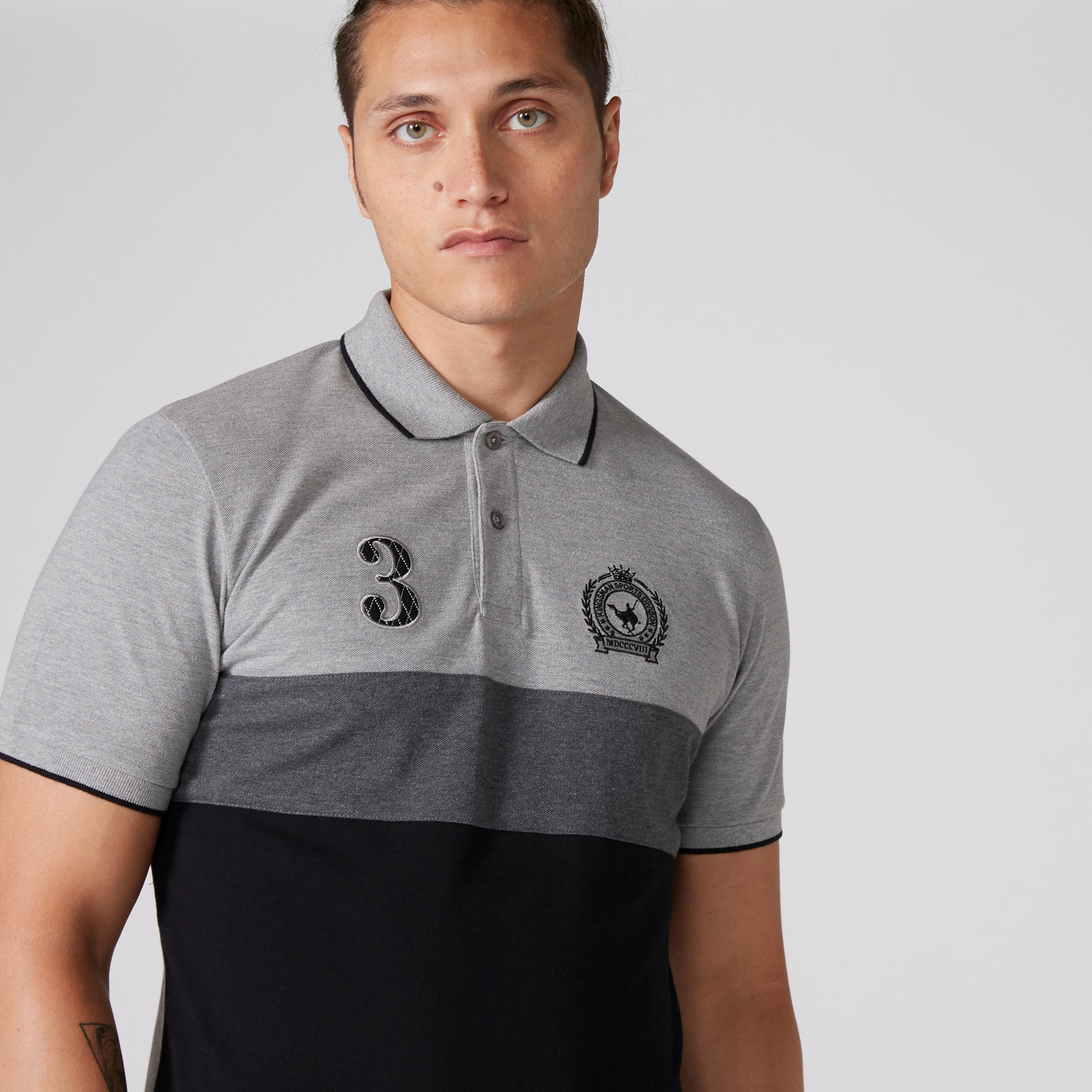 تيشيرت مطرّز بياقة بولو وأكمام قصيرة-men-clothing-tshirtsandpolos-polos-image-4