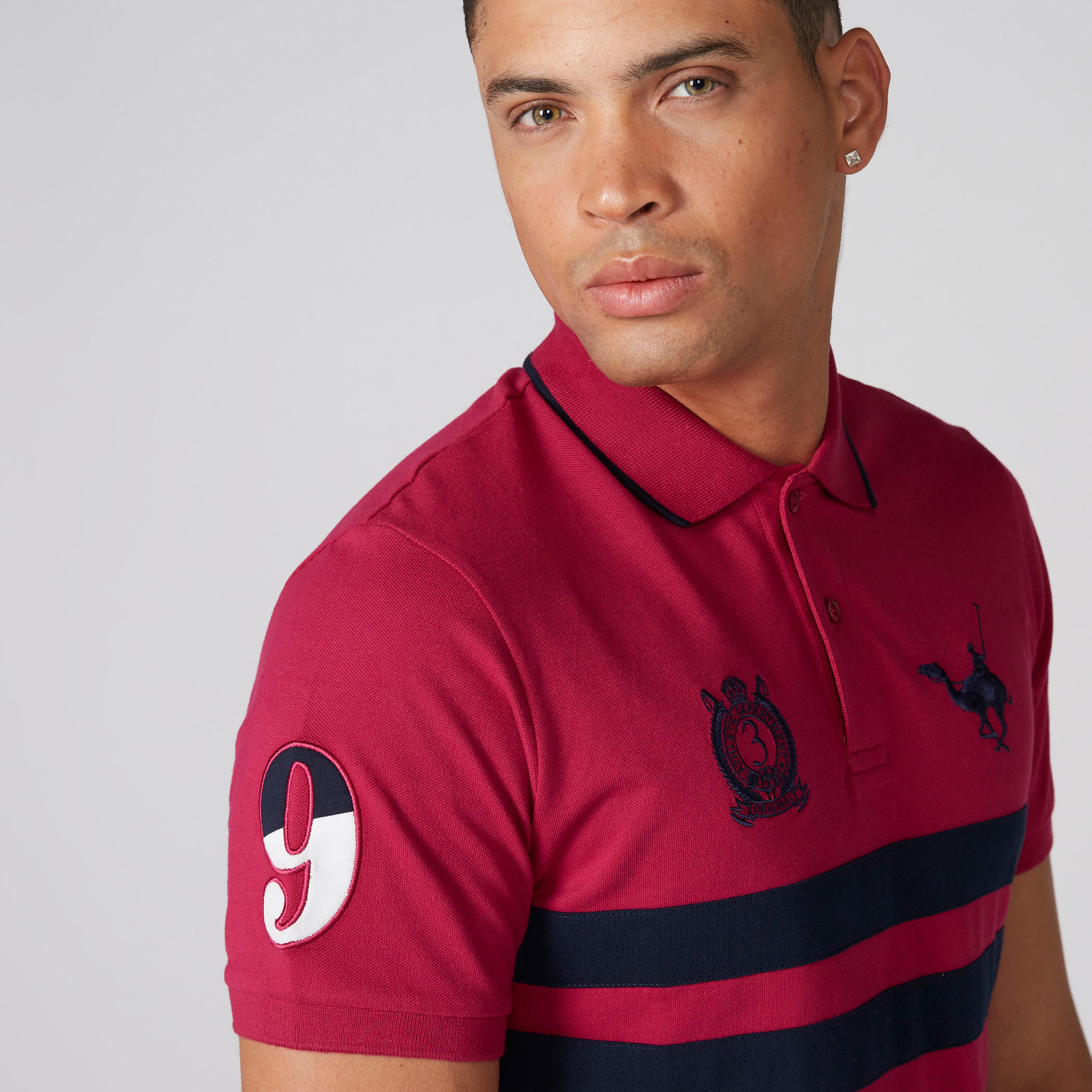 تيشيرت مطرّز بياقة بولو وأكمام قصيرة-men-clothing-tshirtsandpolos-polos-image-4