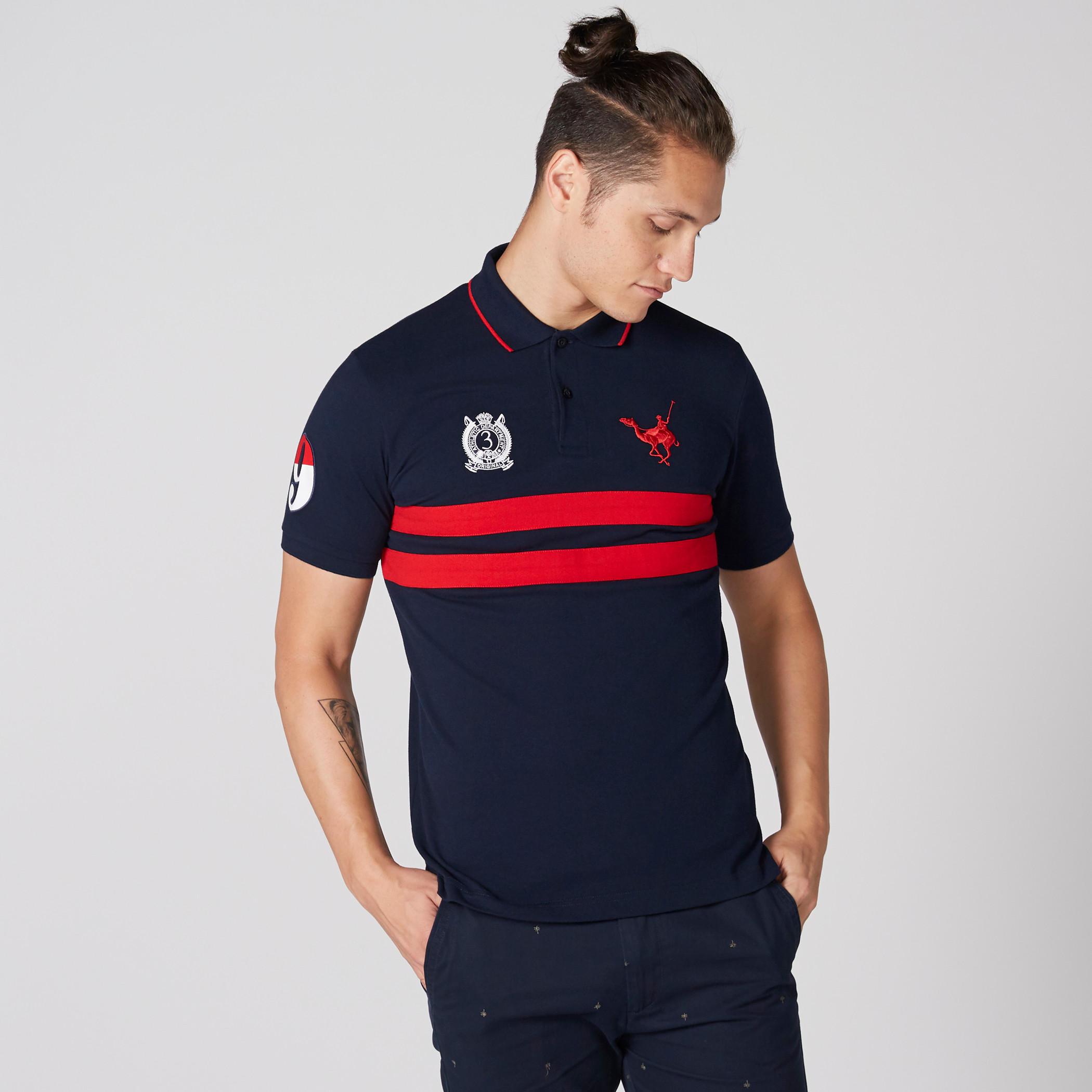 تيشيرت مطرّز بياقة بولو وأكمام قصيرة-men-clothing-tshirtsandpolos-polos-image-1
