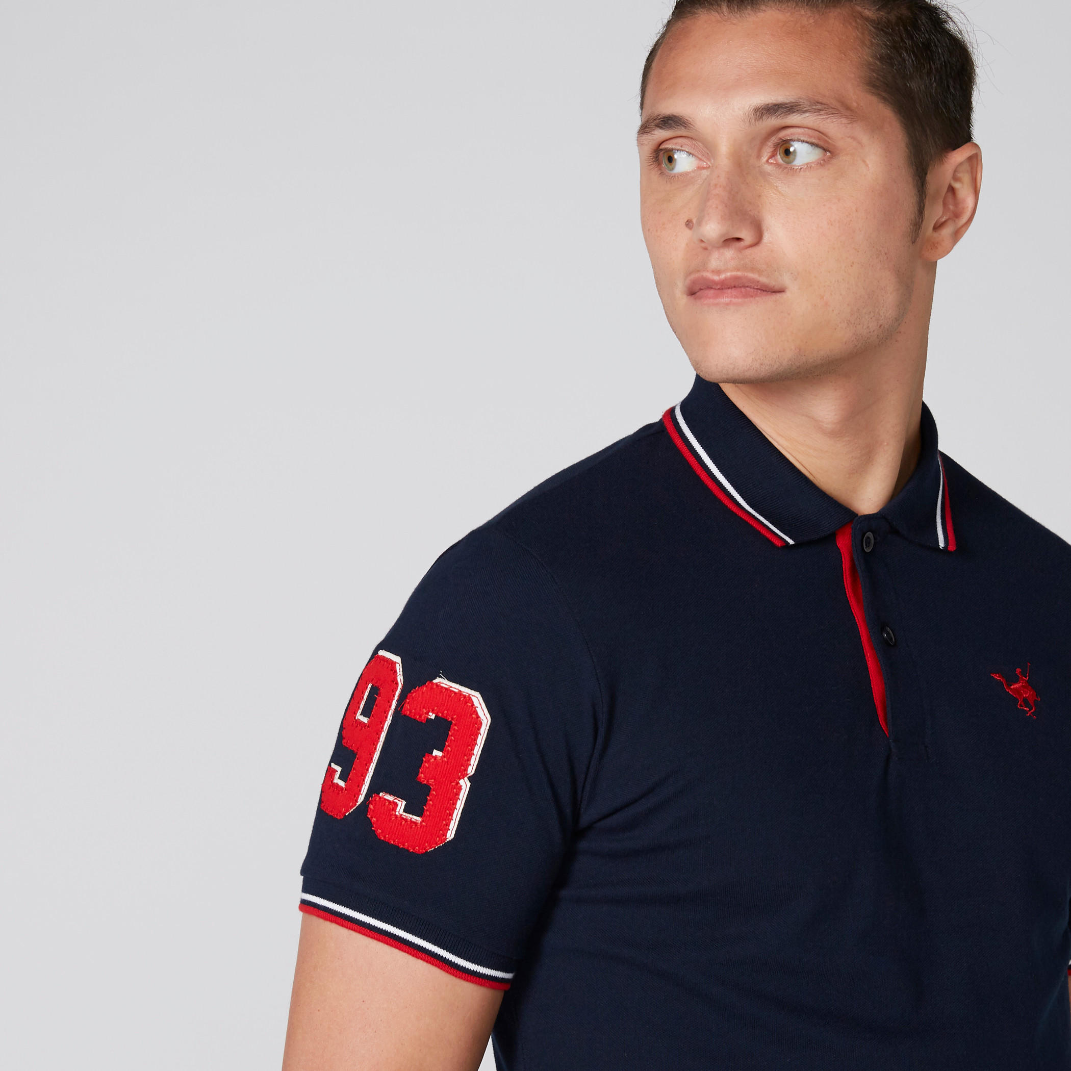 تيشيرت مطرّز بياقة بولو وأكمام قصيرة-men-clothing-tshirtsandpolos-polos-image-1